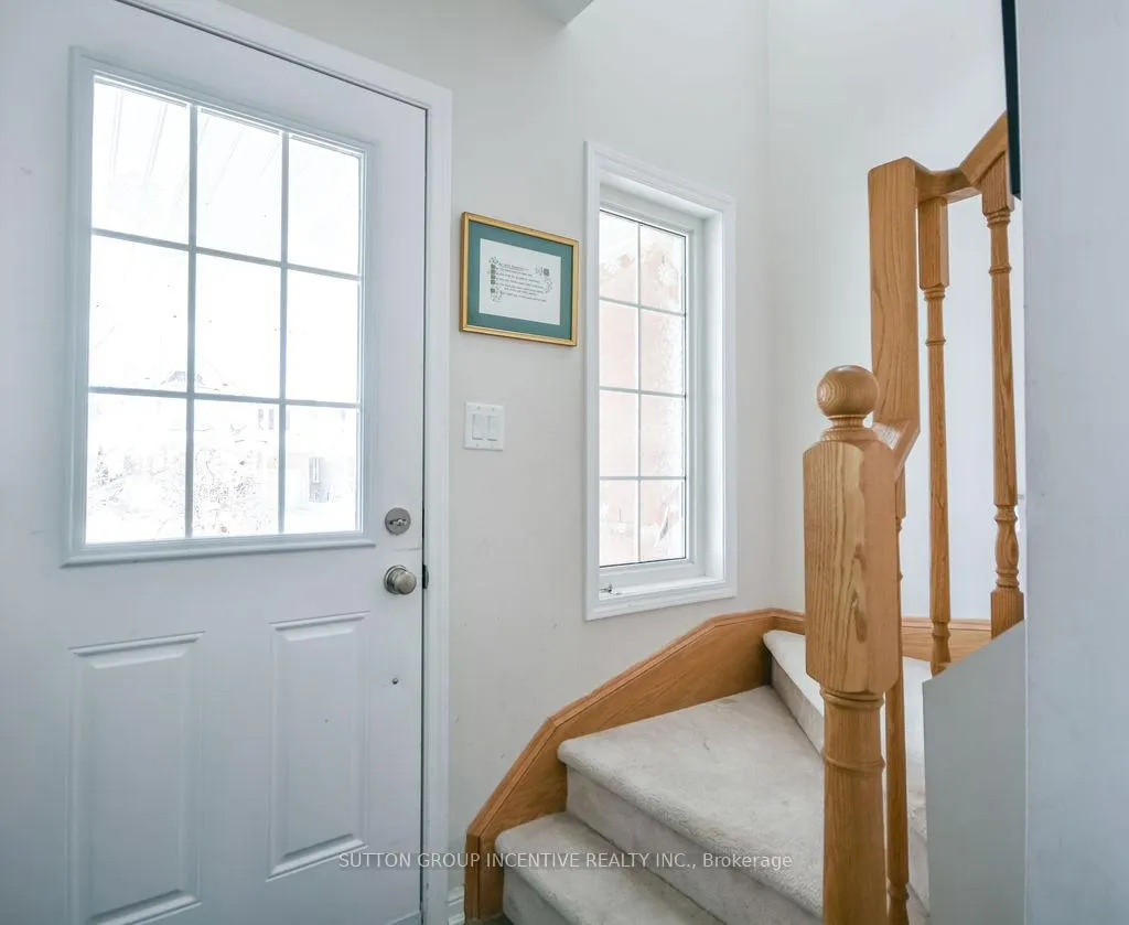 Photo 6 of 66 Ferris Lane, New Tecumseth, Alliston — HOMEH