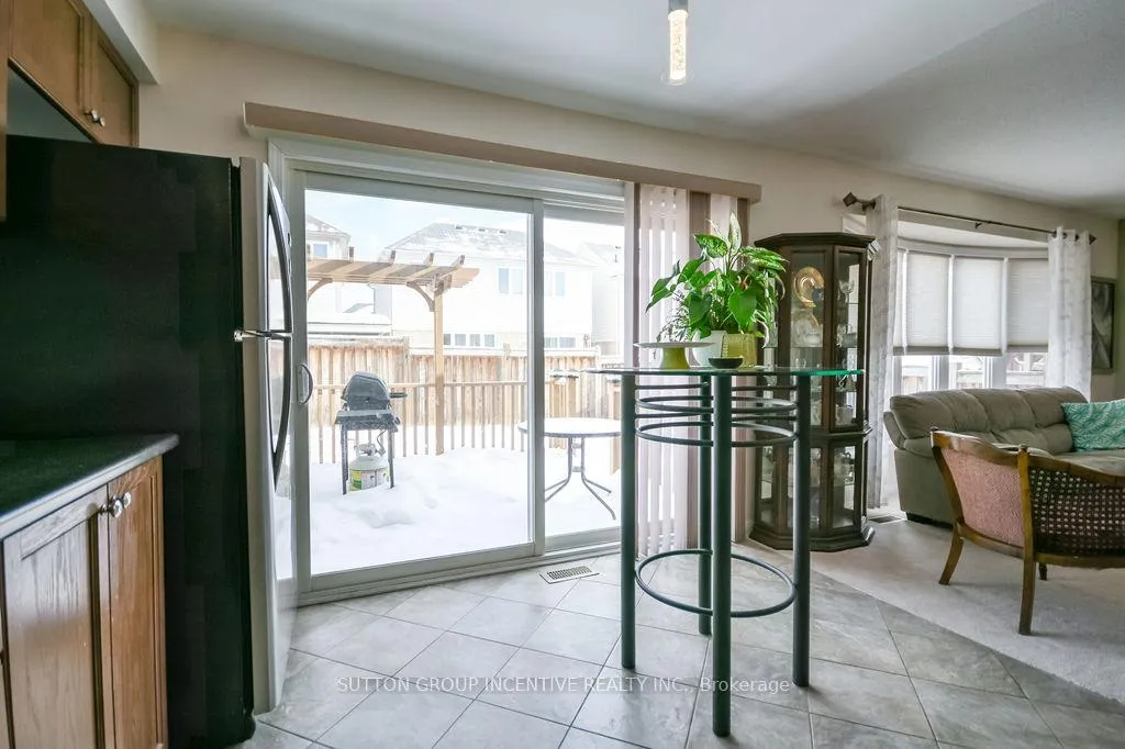 Photo 16 of 66 Ferris Lane, New Tecumseth, Alliston — HOMEH
