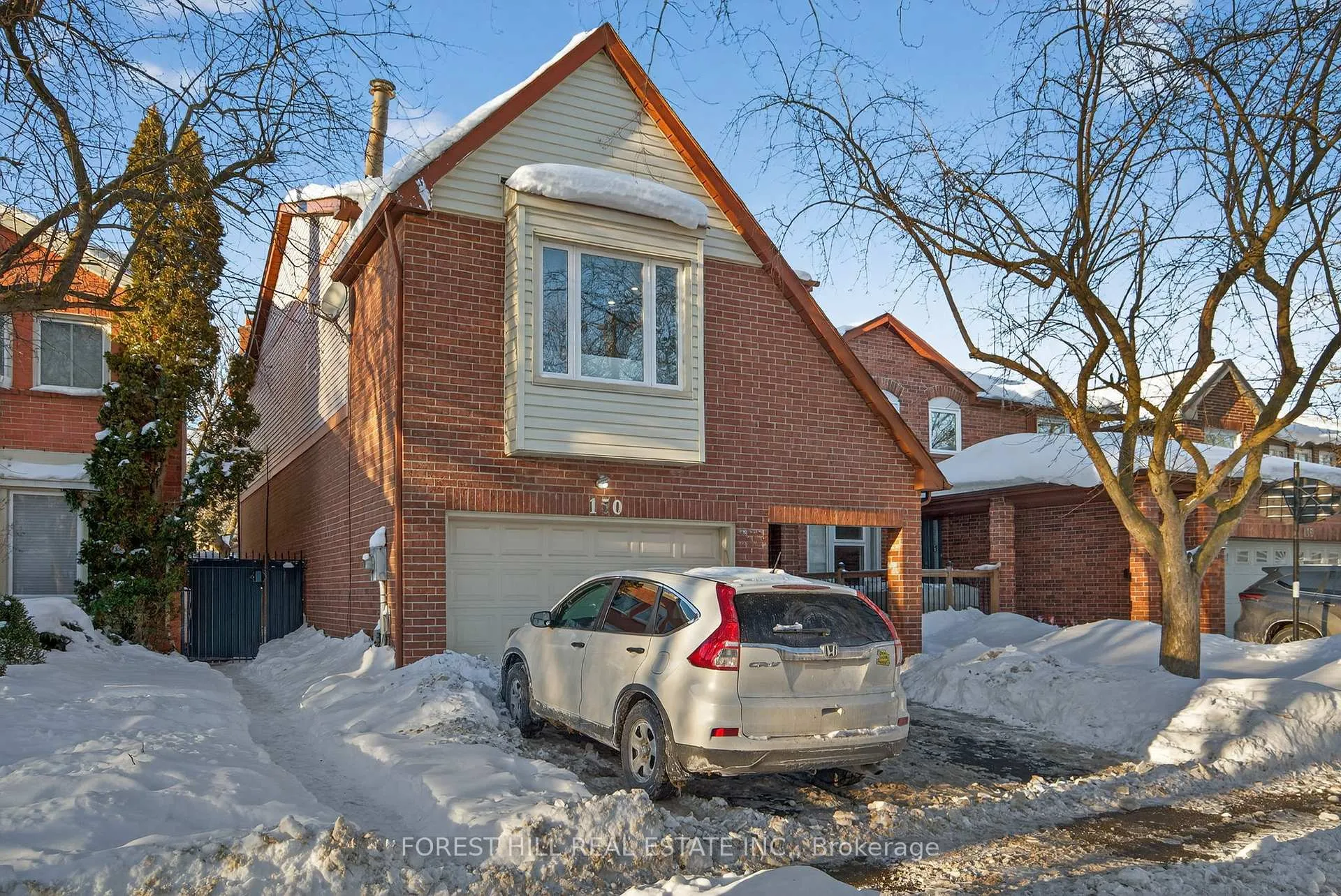 Photo 2 of 150 North Meadow Crescent, Vaughan, Crestwood-Springfarm-Yorkhill — HOMEH