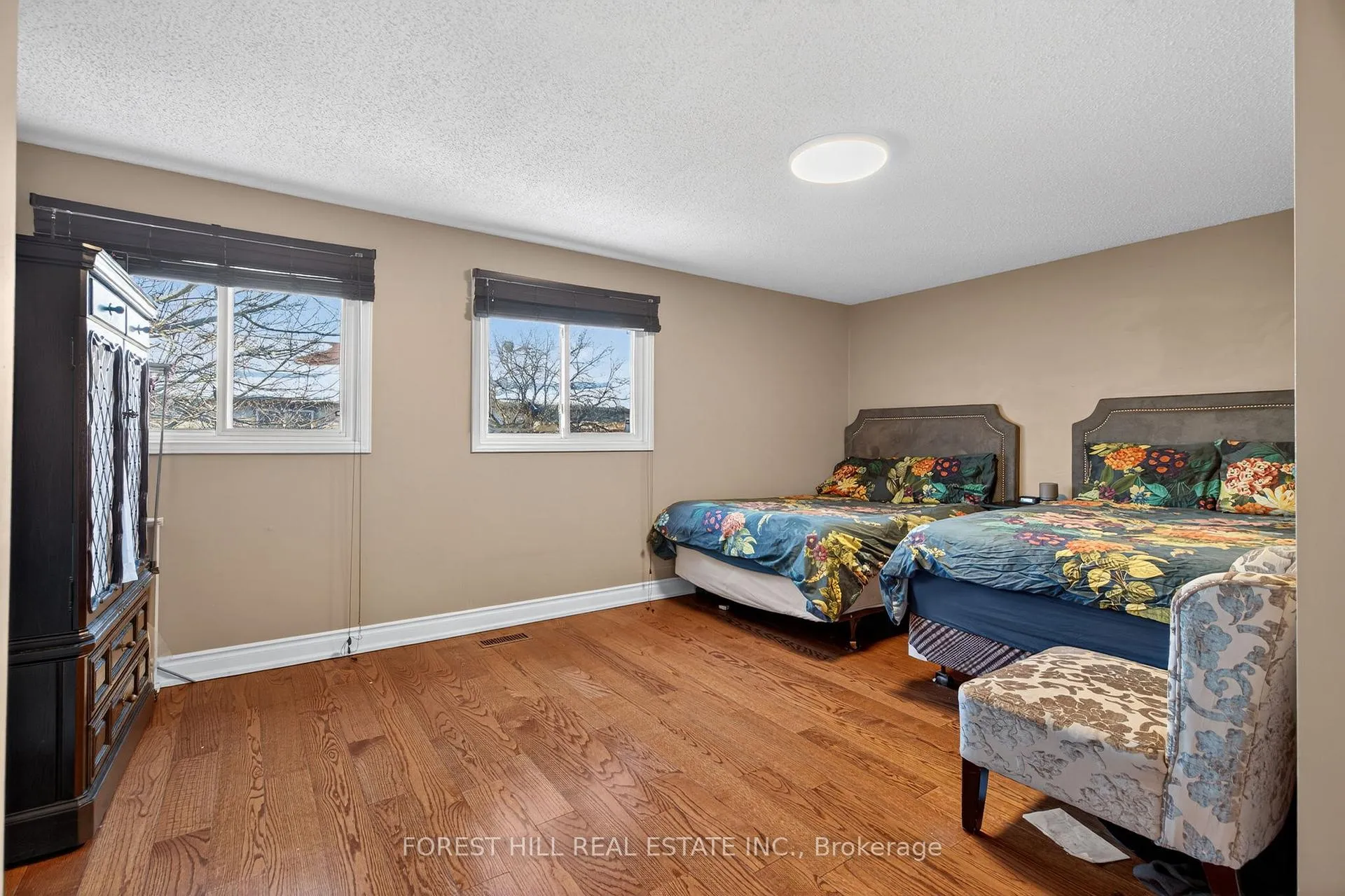 Photo 14 of 150 North Meadow Crescent, Vaughan, Crestwood-Springfarm-Yorkhill — HOMEH