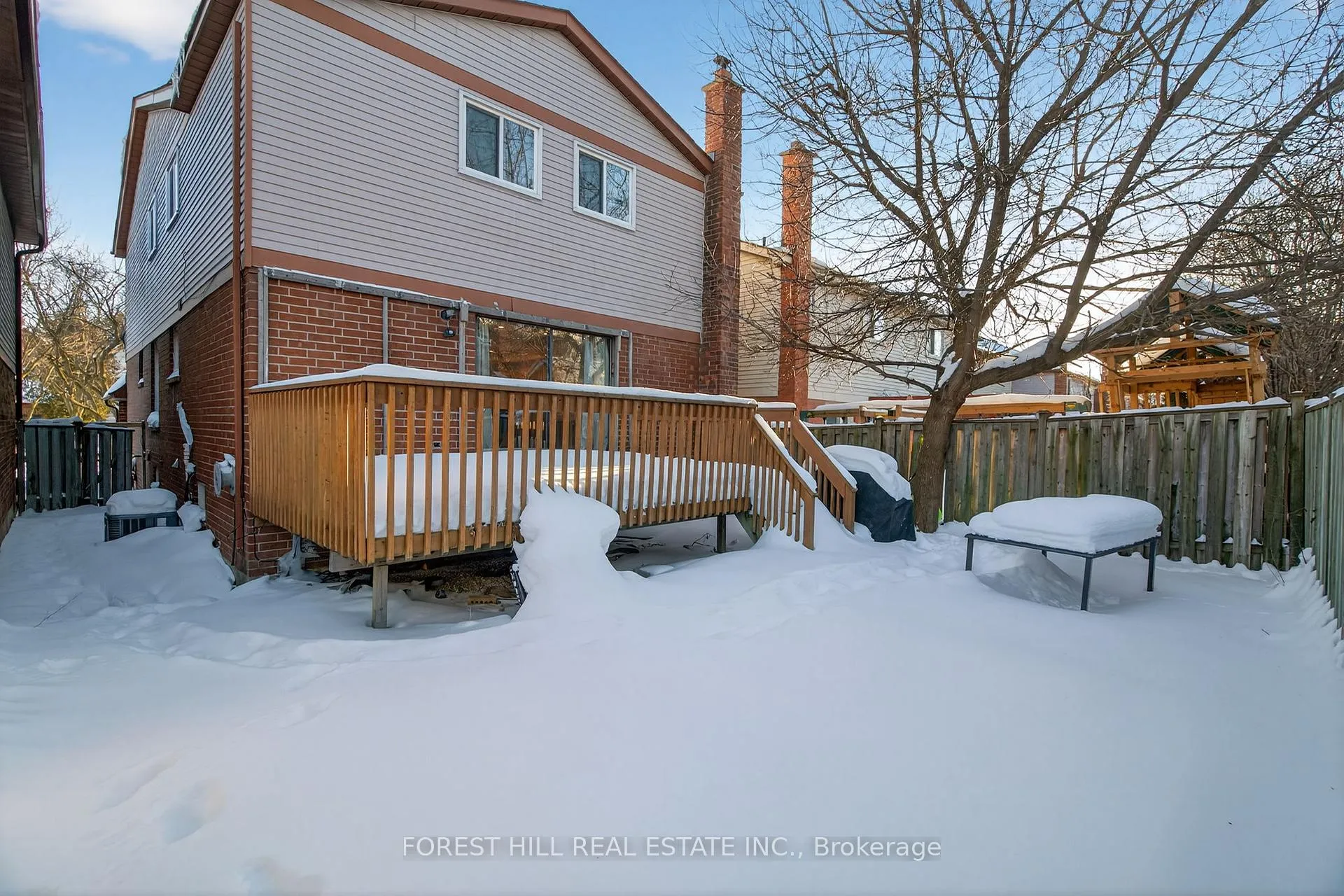 Photo 31 of 150 North Meadow Crescent, Vaughan, Crestwood-Springfarm-Yorkhill — HOMEH