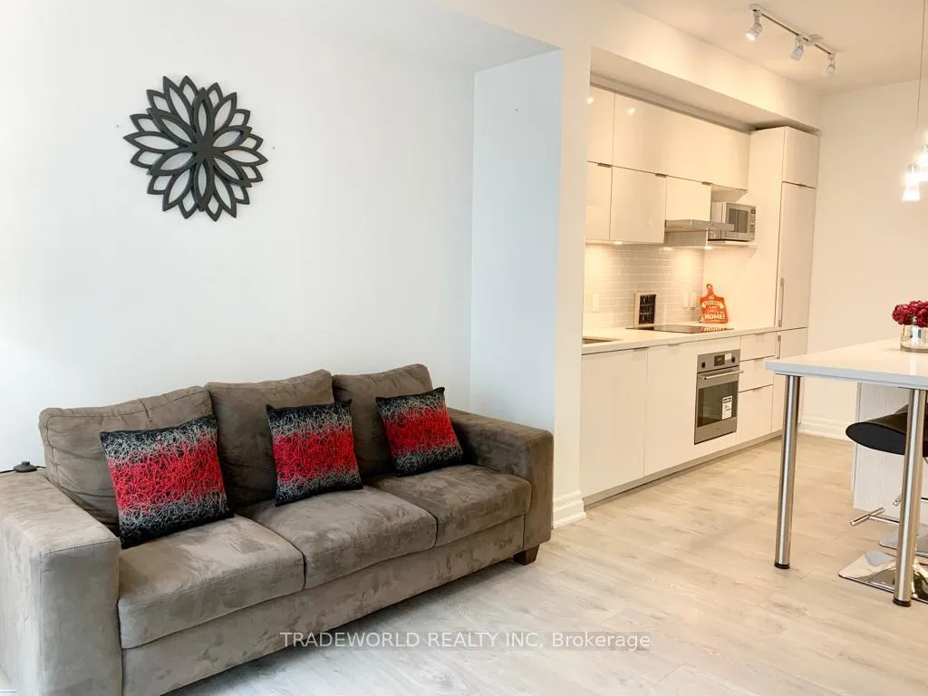 Photo 6 of Unit 602, 10 Rouge Valley Drive W, Markham, Unionville — HOMEH
