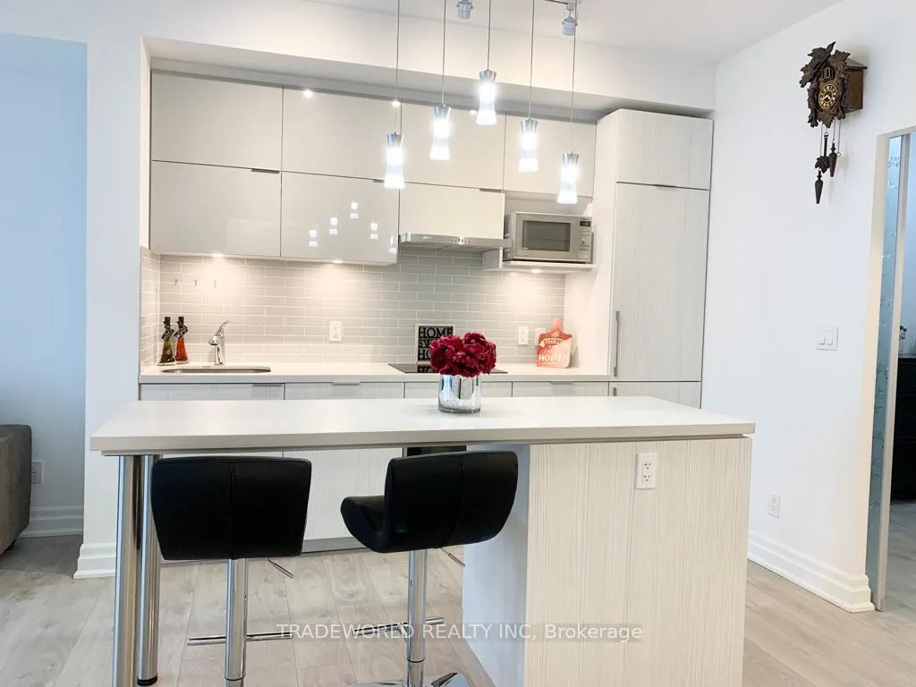 Photo 10 of Unit 602, 10 Rouge Valley Drive W, Markham, Unionville — HOMEH