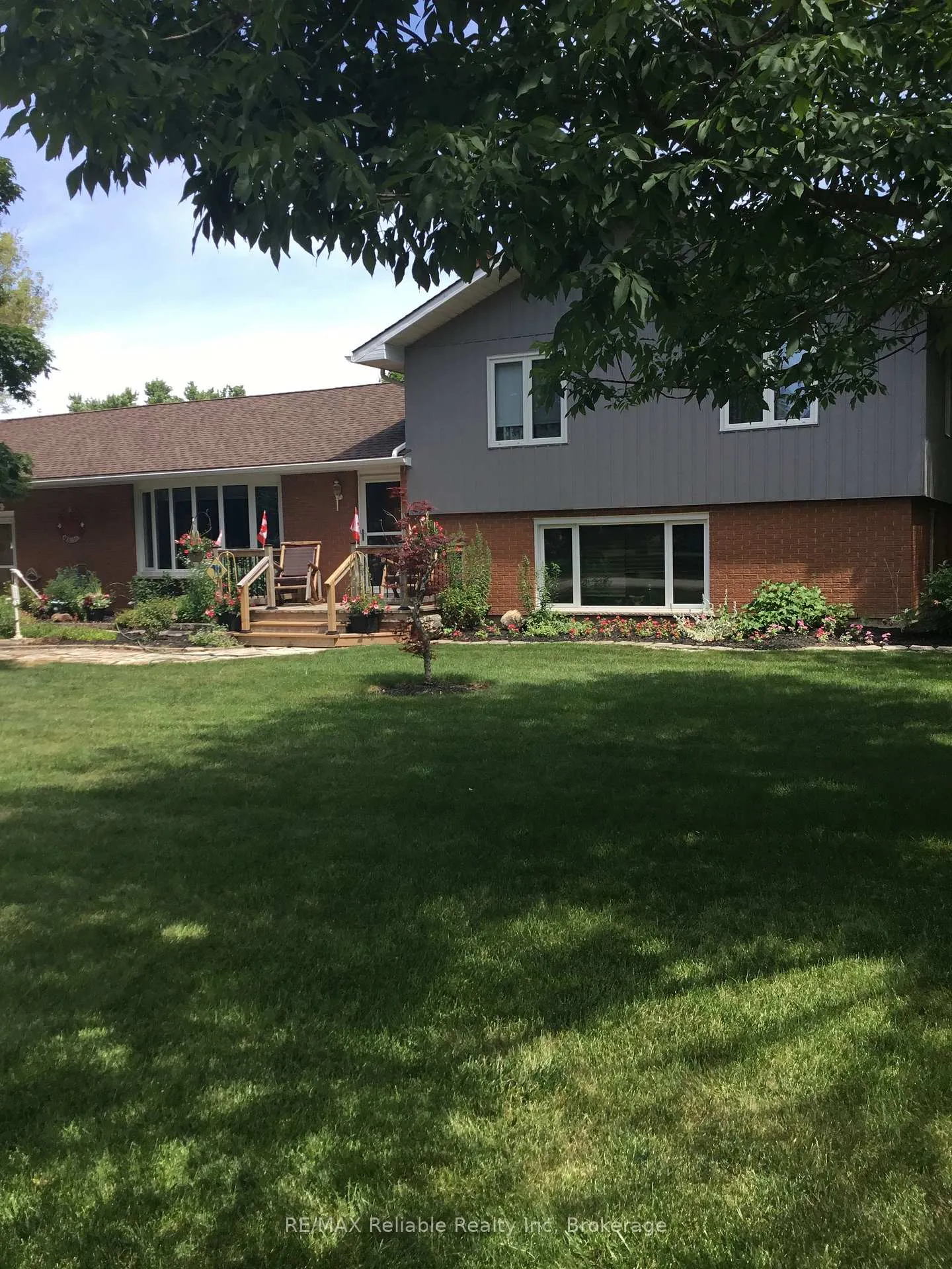 Photo 2 of 244 Elizabeth Street, Central Huron, Hullett — HOMEH
