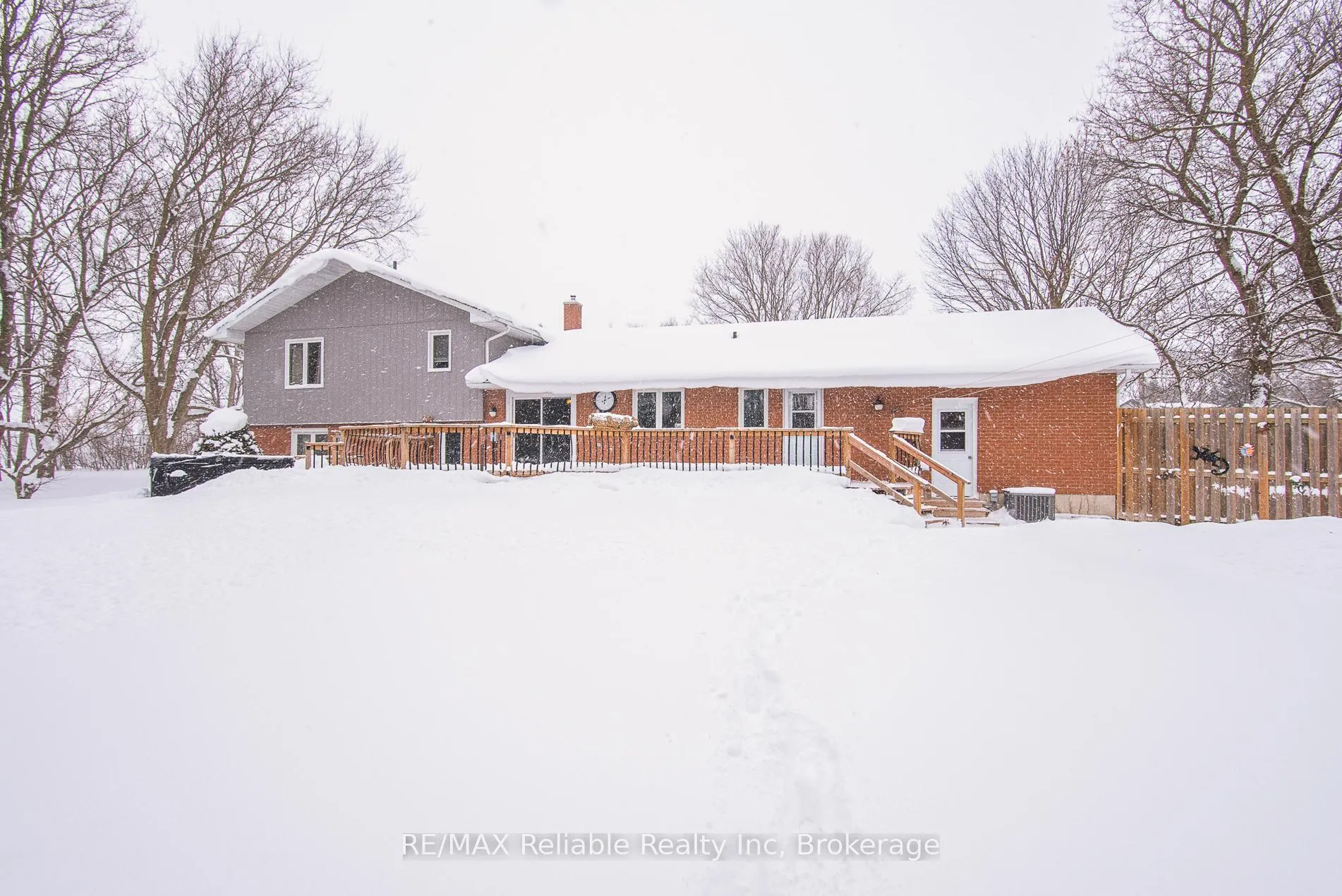Photo 10 of 244 Elizabeth Street, Central Huron, Hullett — HOMEH