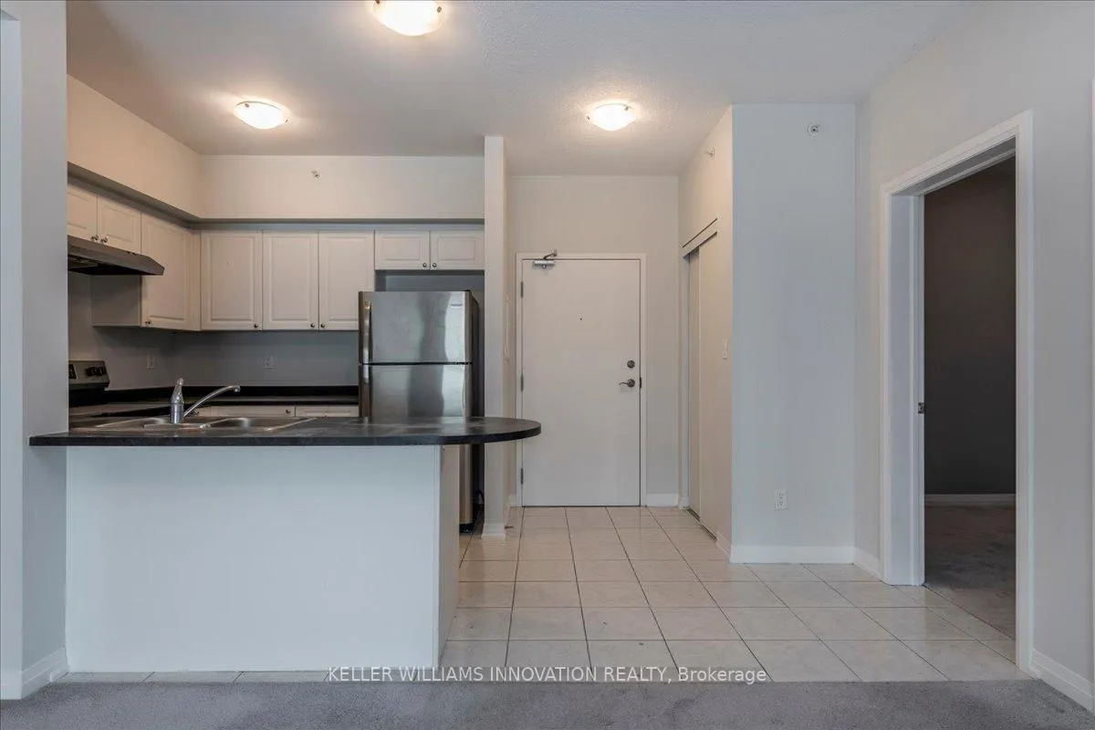 Photo 5 of Unit 306, 299 Cundles Road E, Barrie, Alliance — HOMEH