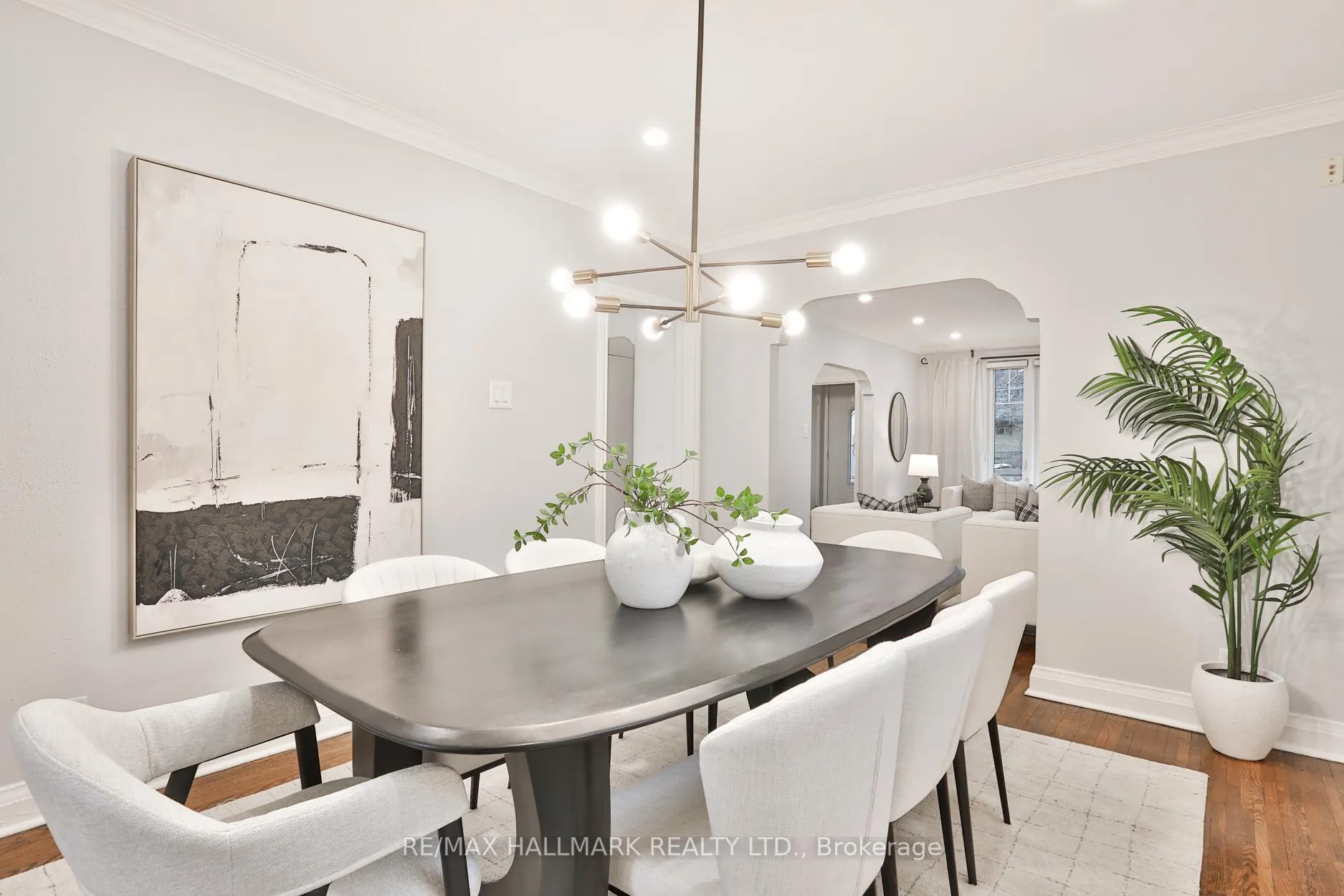 Photo 7 of 1632 Bathurst Street, Toronto, Humewood-Cedarvale — HOMEH