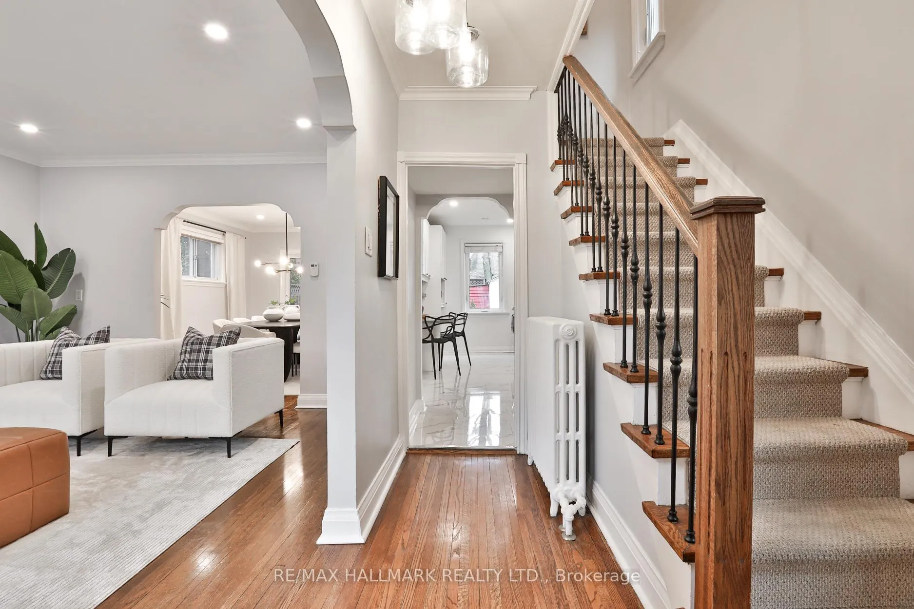 Photo 11 of 1632 Bathurst Street, Toronto, Humewood-Cedarvale — HOMEH