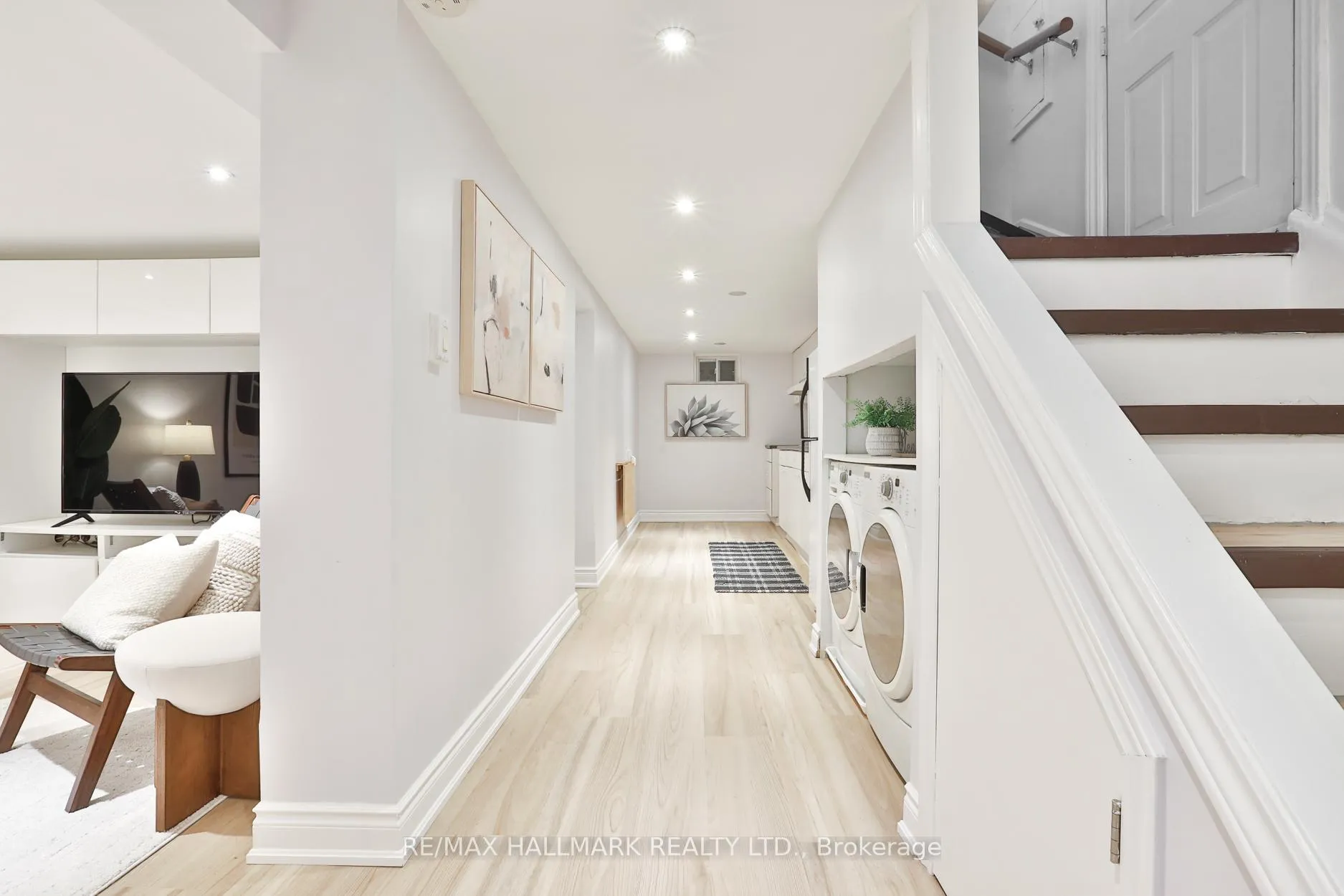Photo 25 of 1632 Bathurst Street, Toronto, Humewood-Cedarvale — HOMEH