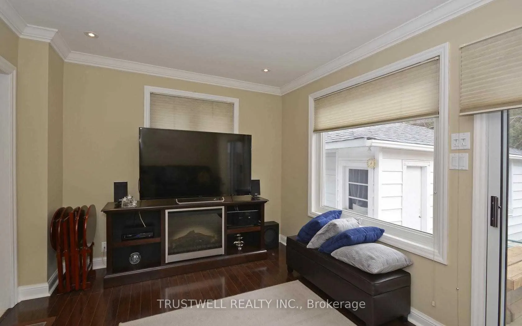 Photo 7 of 326 Rumsey Road, Toronto, Leaside — HOMEH