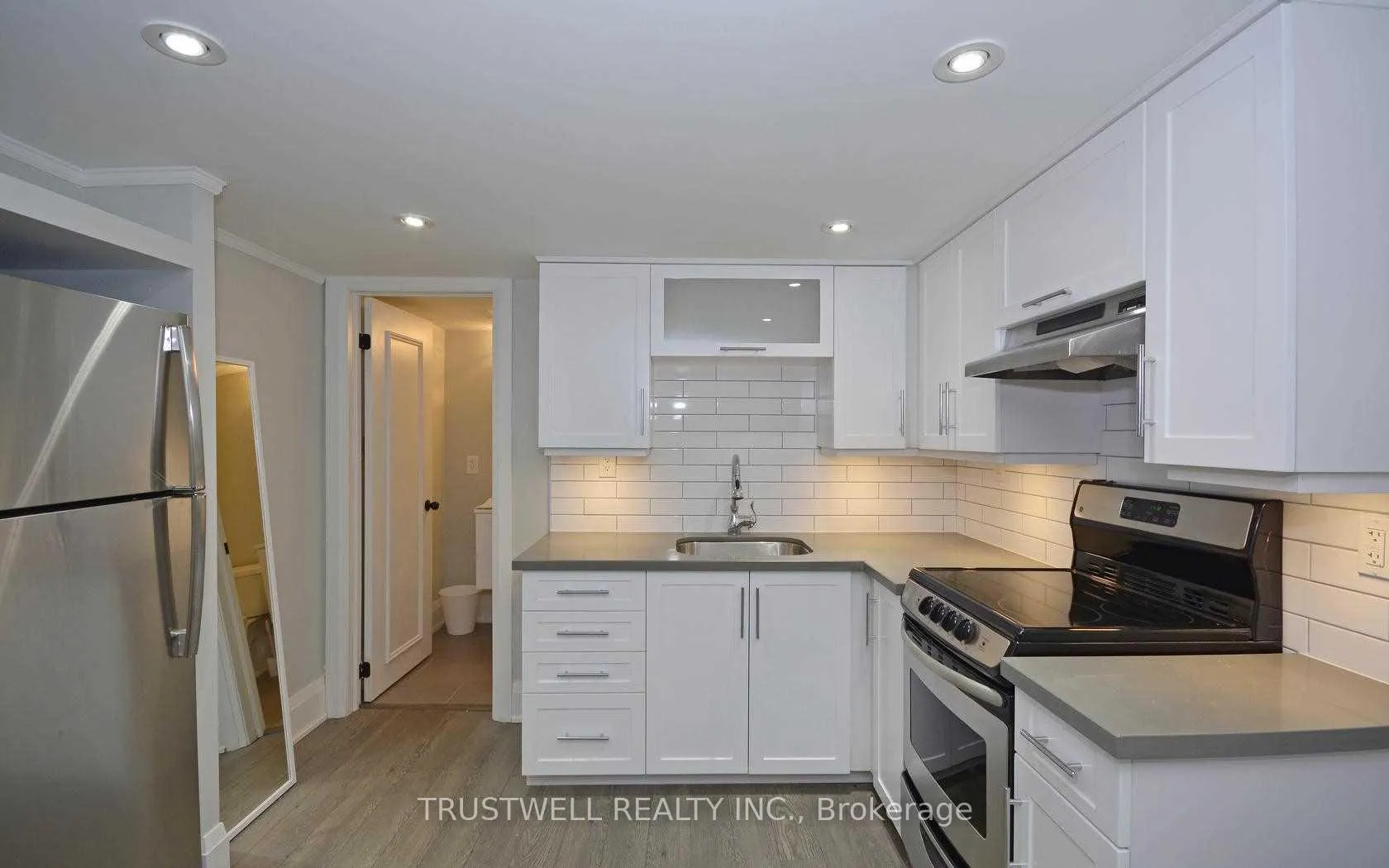 Photo 16 of 326 Rumsey Road, Toronto, Leaside — HOMEH