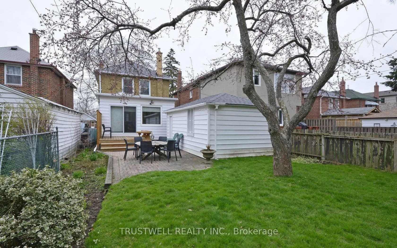 Photo 19 of 326 Rumsey Road, Toronto, Leaside — HOMEH