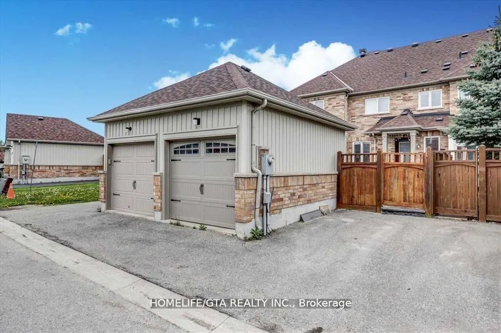 Photo 25 of 37 Michelina Terr, Markham, Cornell — HOMEH
