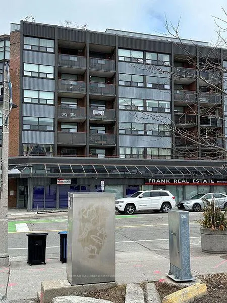 Front of Unit 506, 80 Athol Street