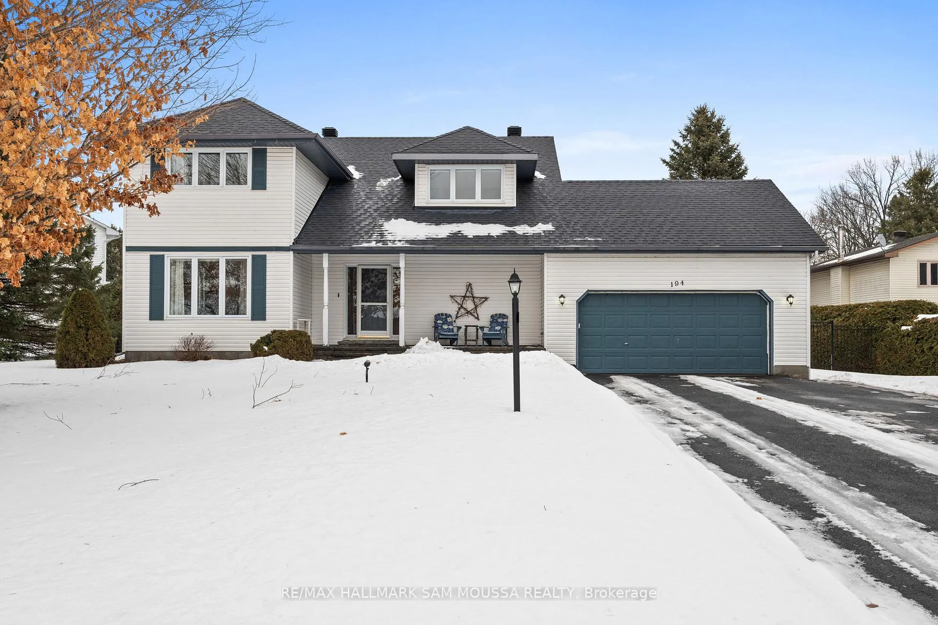 Photo 1 of 194 Robertlee Drive, Ottawa, Carp — HOMEH