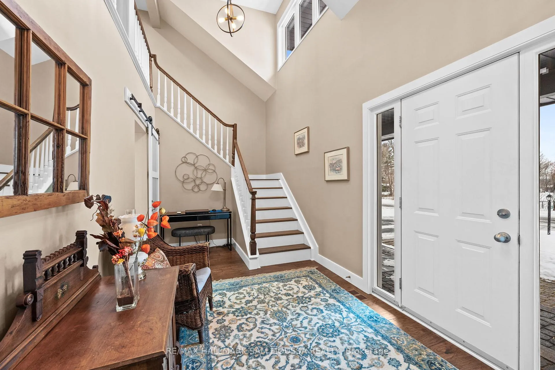 Photo 4 of 194 Robertlee Drive, Ottawa, Carp — HOMEH