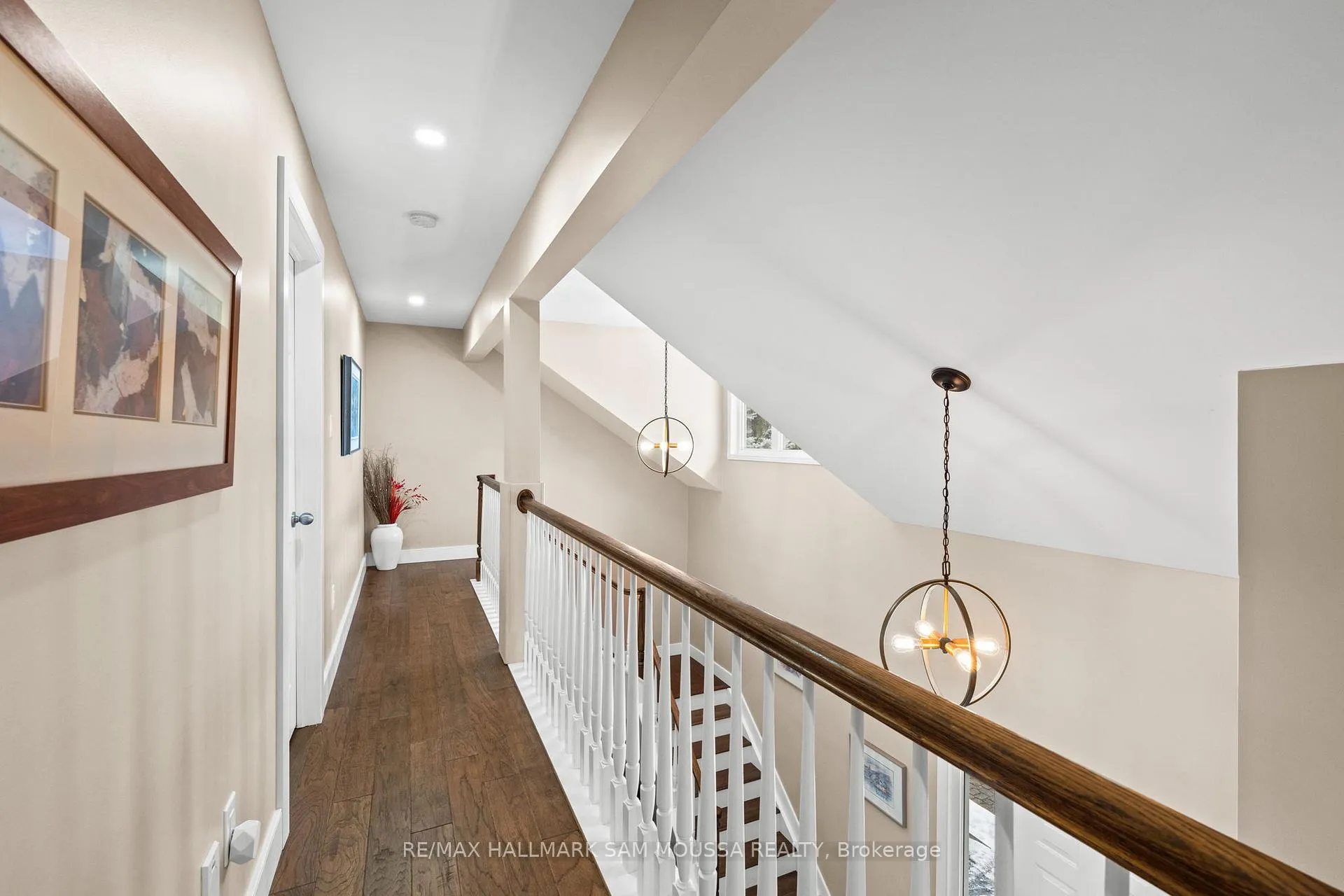 Photo 31 of 194 Robertlee Drive, Ottawa, Carp — HOMEH