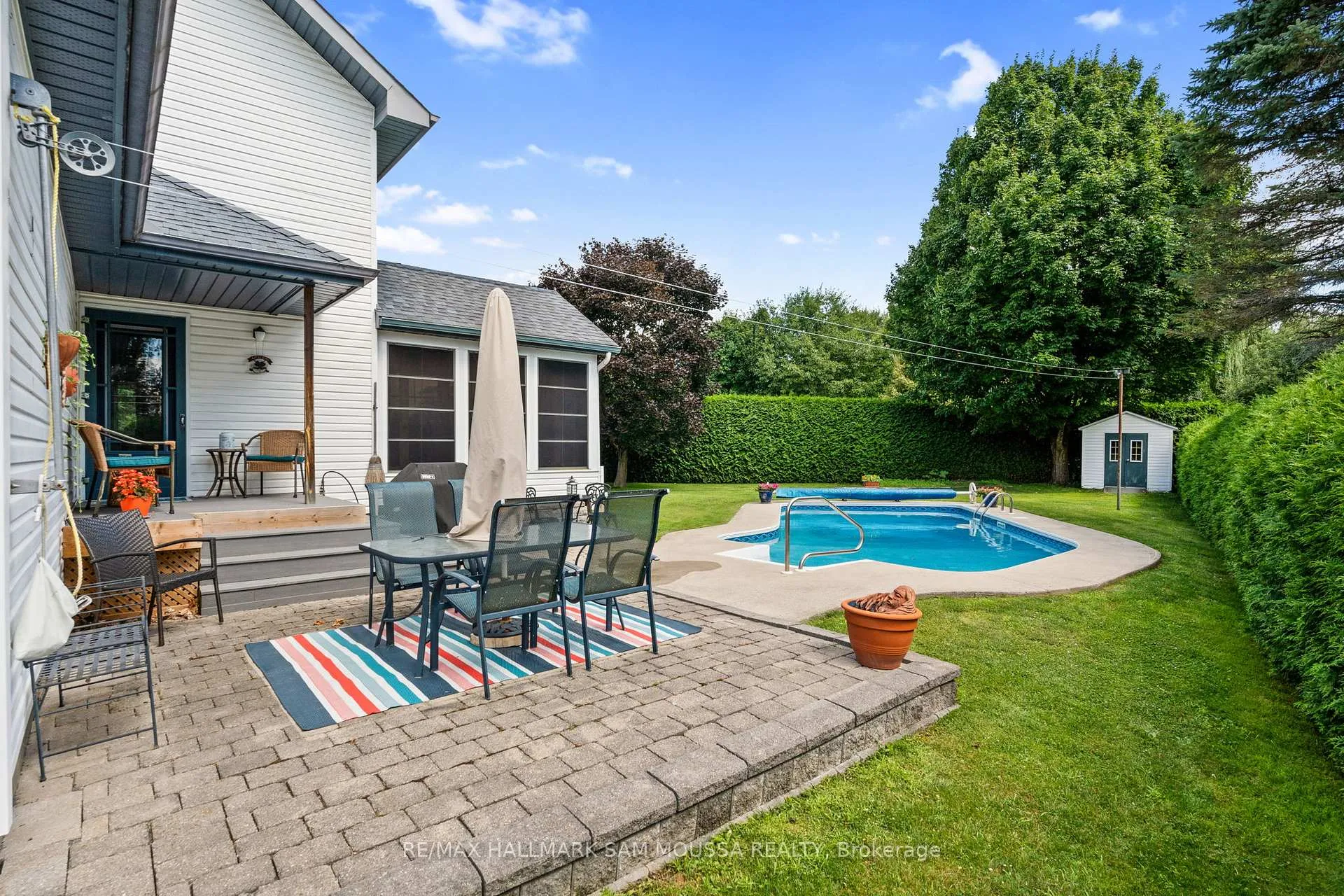 Photo 34 of 194 Robertlee Drive, Ottawa, Carp — HOMEH