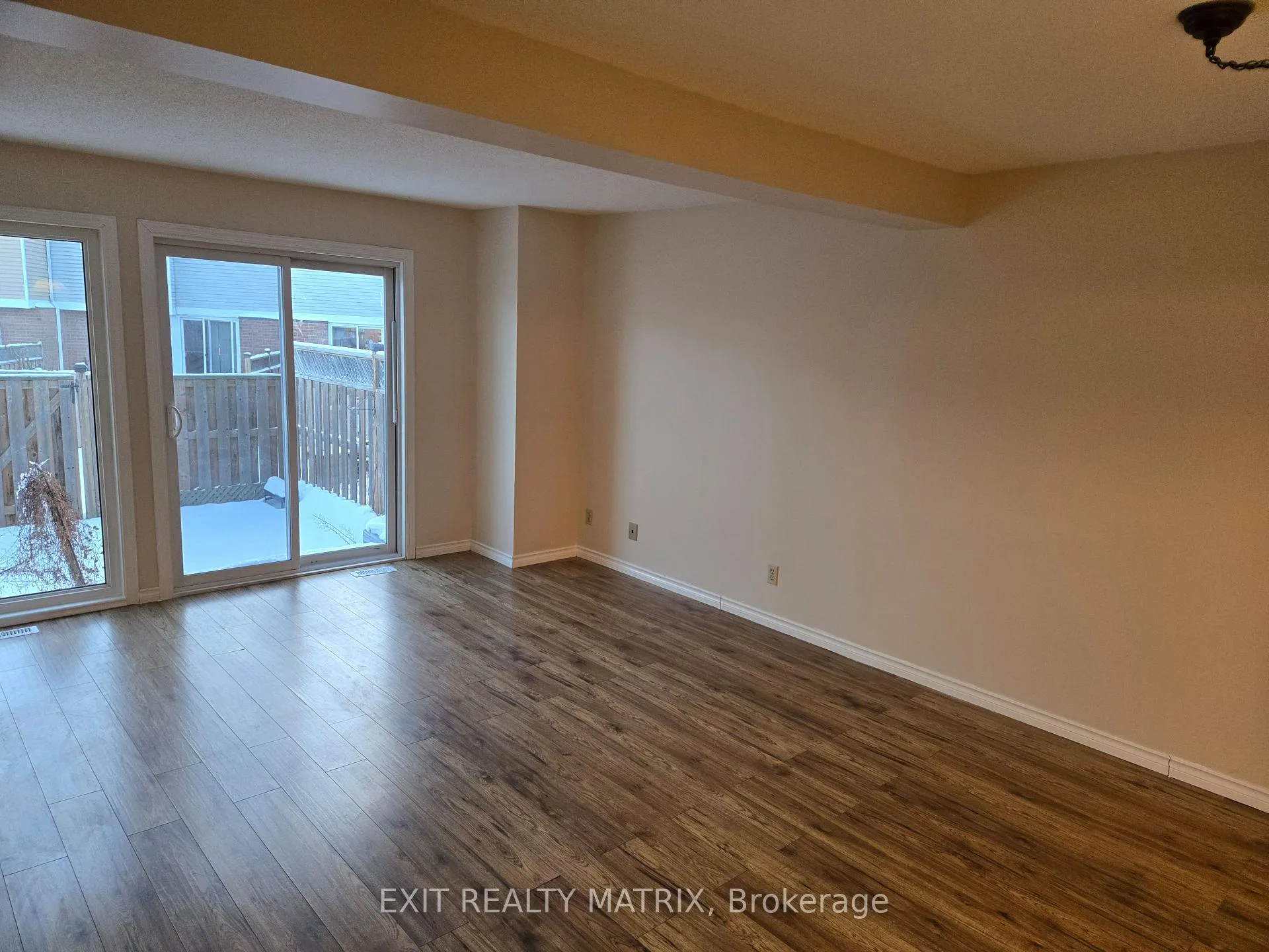Photo 8 of Unit 84, 3 Bentbrook Crescent, Ottawa, Barrhaven - Heritage Park — HOMEH