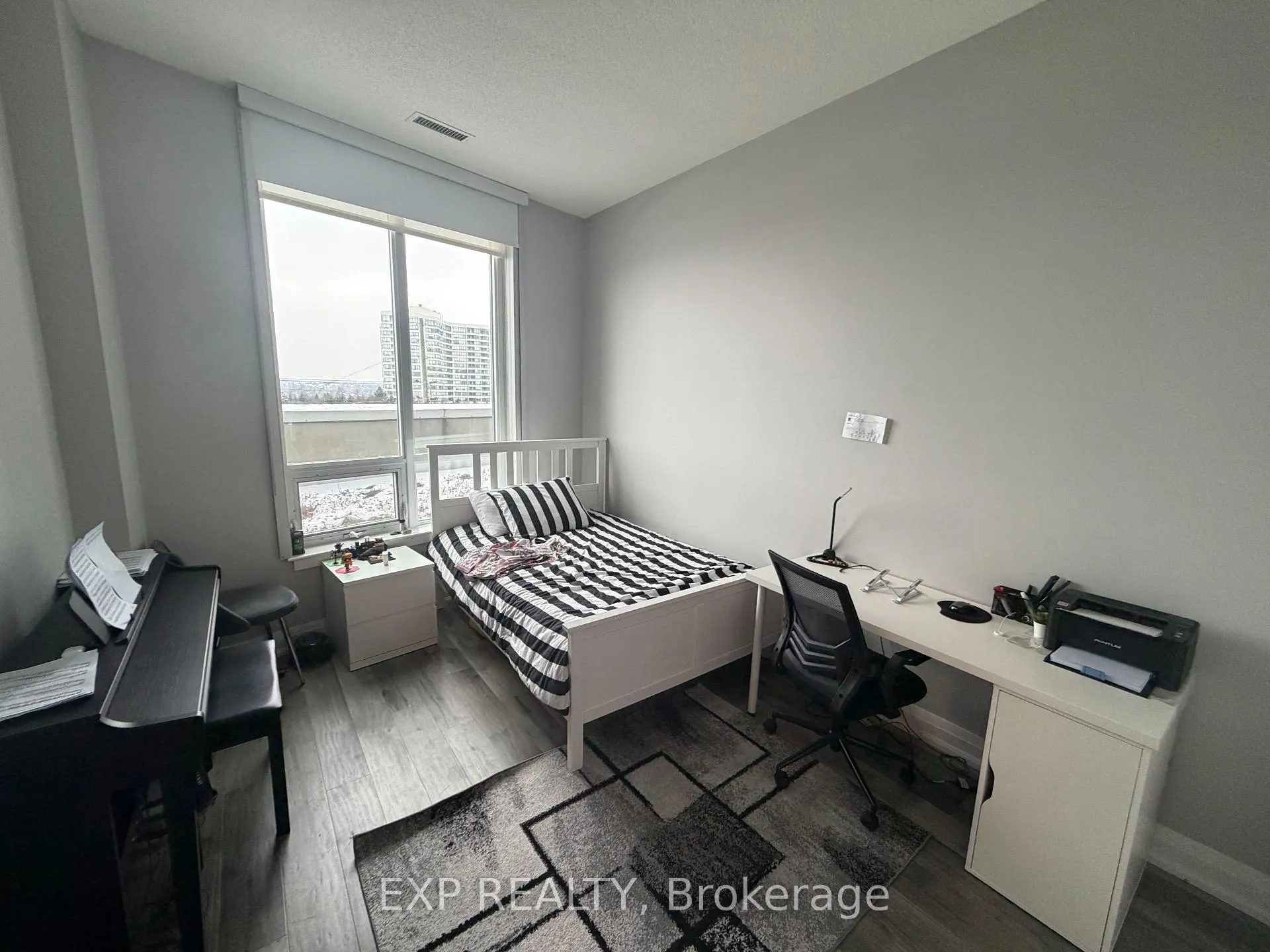 Photo 7 of Unit 308, 7171 Yonge Street, Markham, Grandview — HOMEH