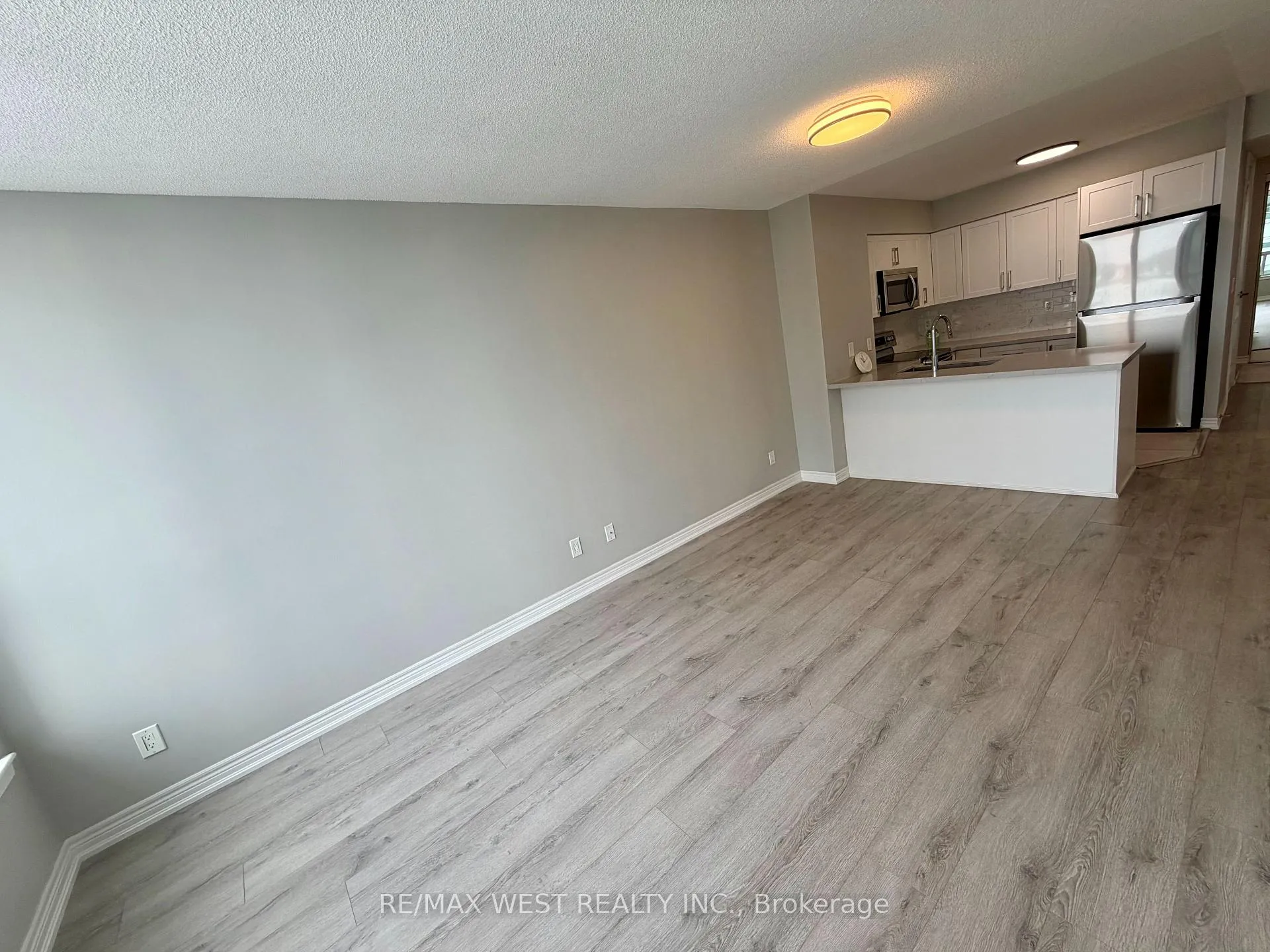 Photo 15 of Unit 810, 60 Disera Drive, Vaughan, Beverley Glen — HOMEH