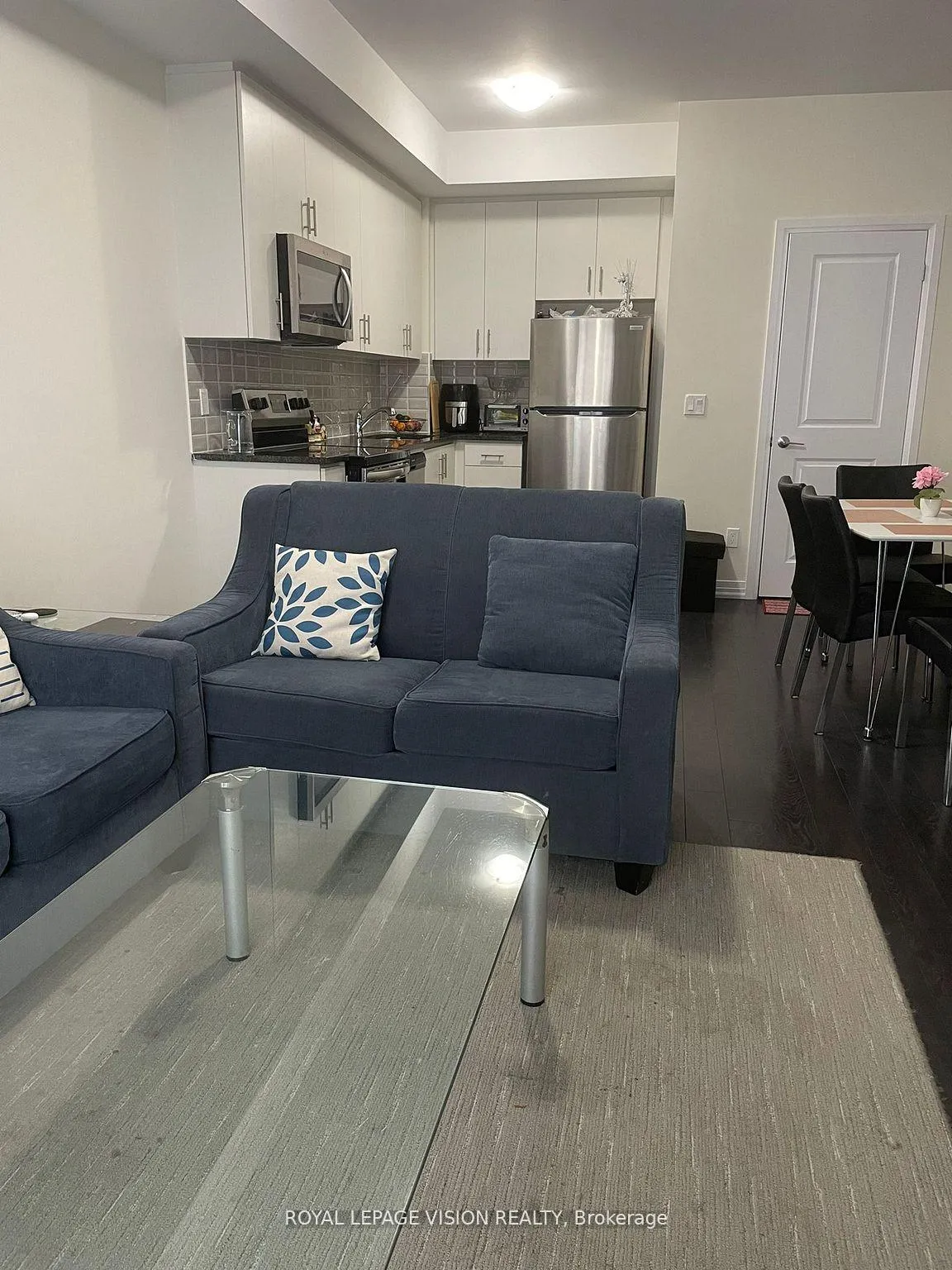 Photo 6 of Unit 310, 2635 William Jackson Dr, Pickering, Duffin Heights — HOMEH