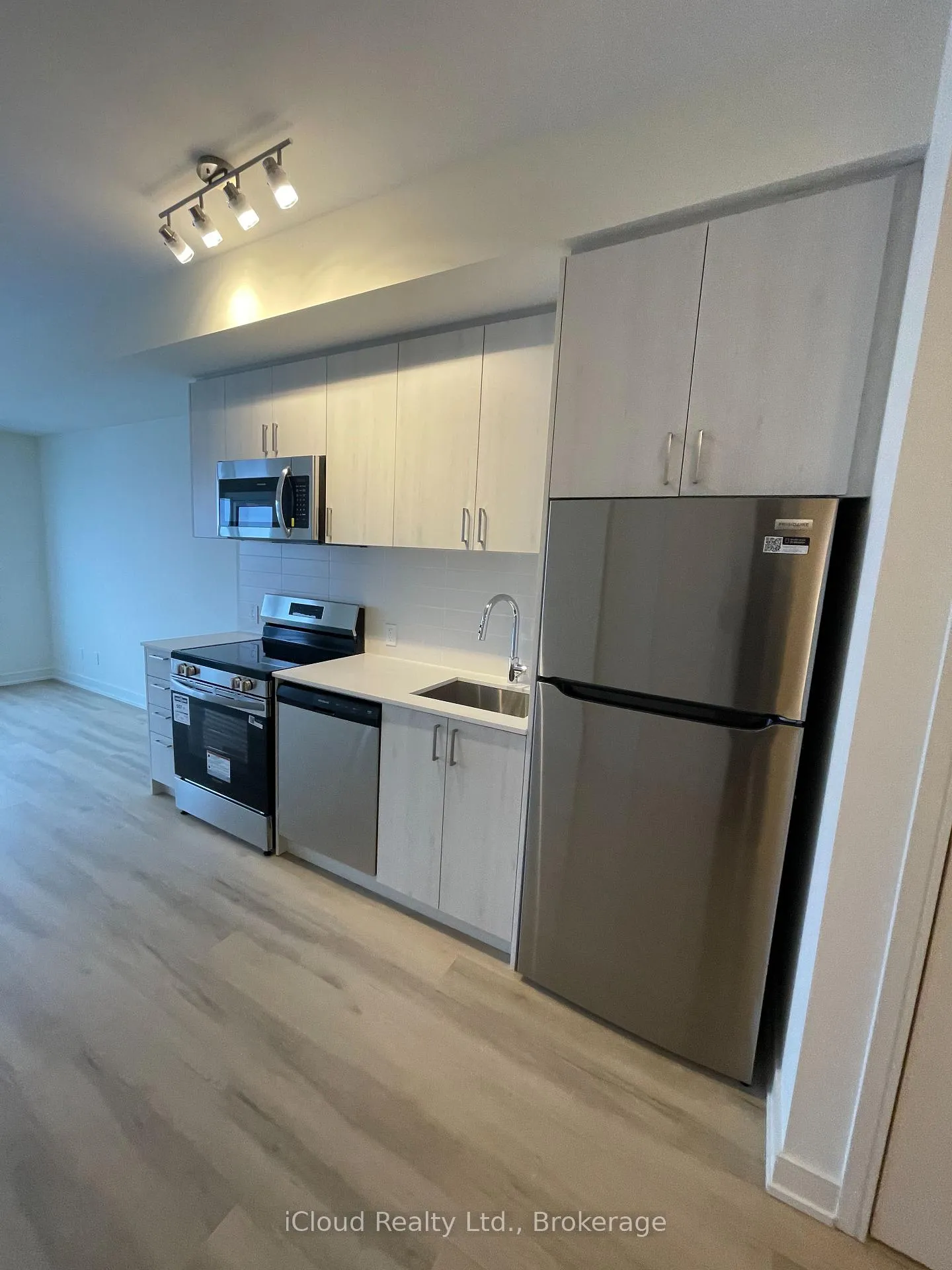 Photo 23 of Unit 1201, 8020 Derry Road, Milton, Coates — HOMEH