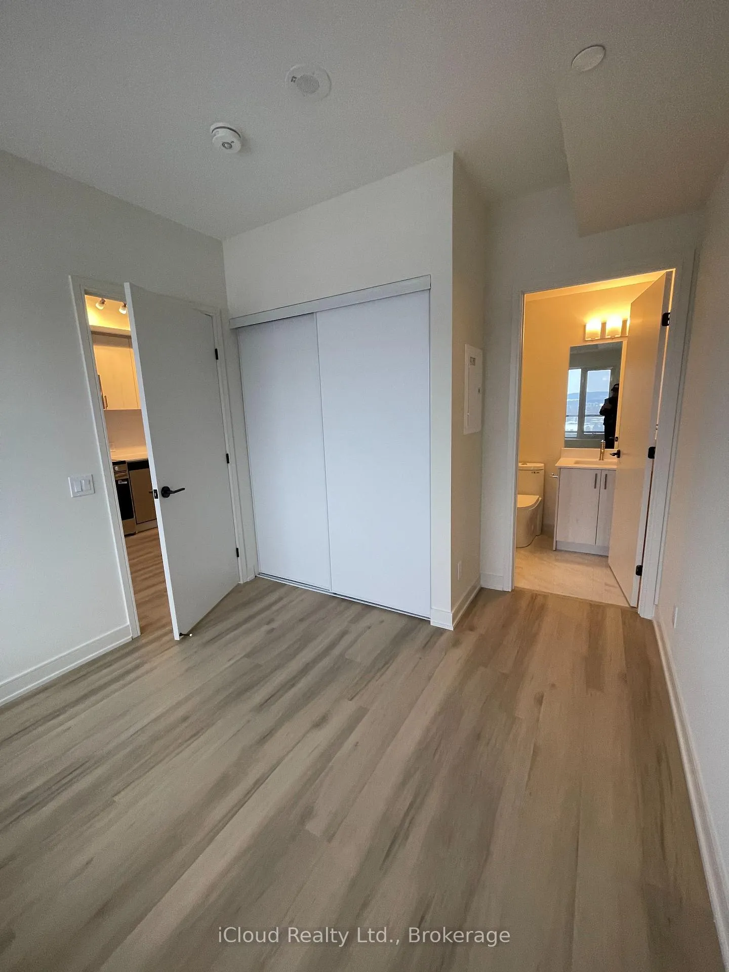 Photo 34 of Unit 1201, 8020 Derry Road, Milton, Coates — HOMEH