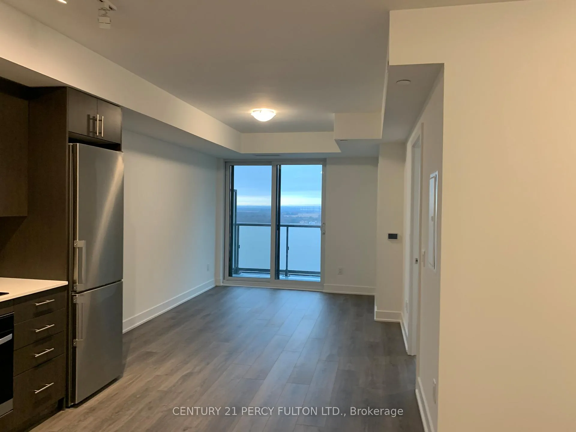 Photo 2 of Unit 1713, 2545 Simcoe Street N, Oshawa, Windfields — HOMEH