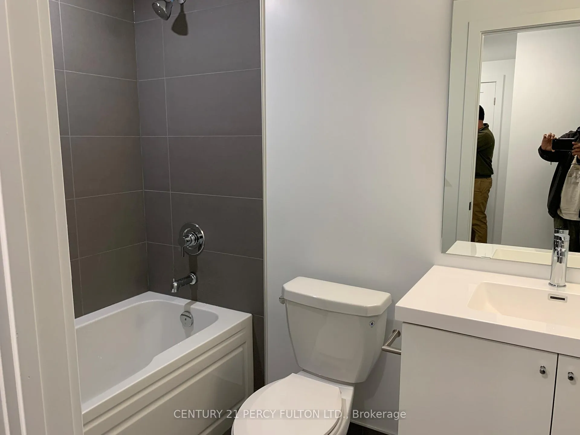 Photo 15 of Unit 1713, 2545 Simcoe Street N, Oshawa, Windfields — HOMEH