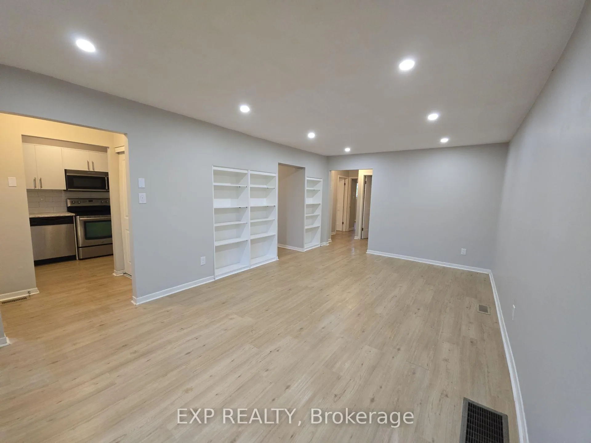 Photo 1 of Unit Main Level, 89 Wellington Street E, Brampton, Downtown Brampton — HOMEH