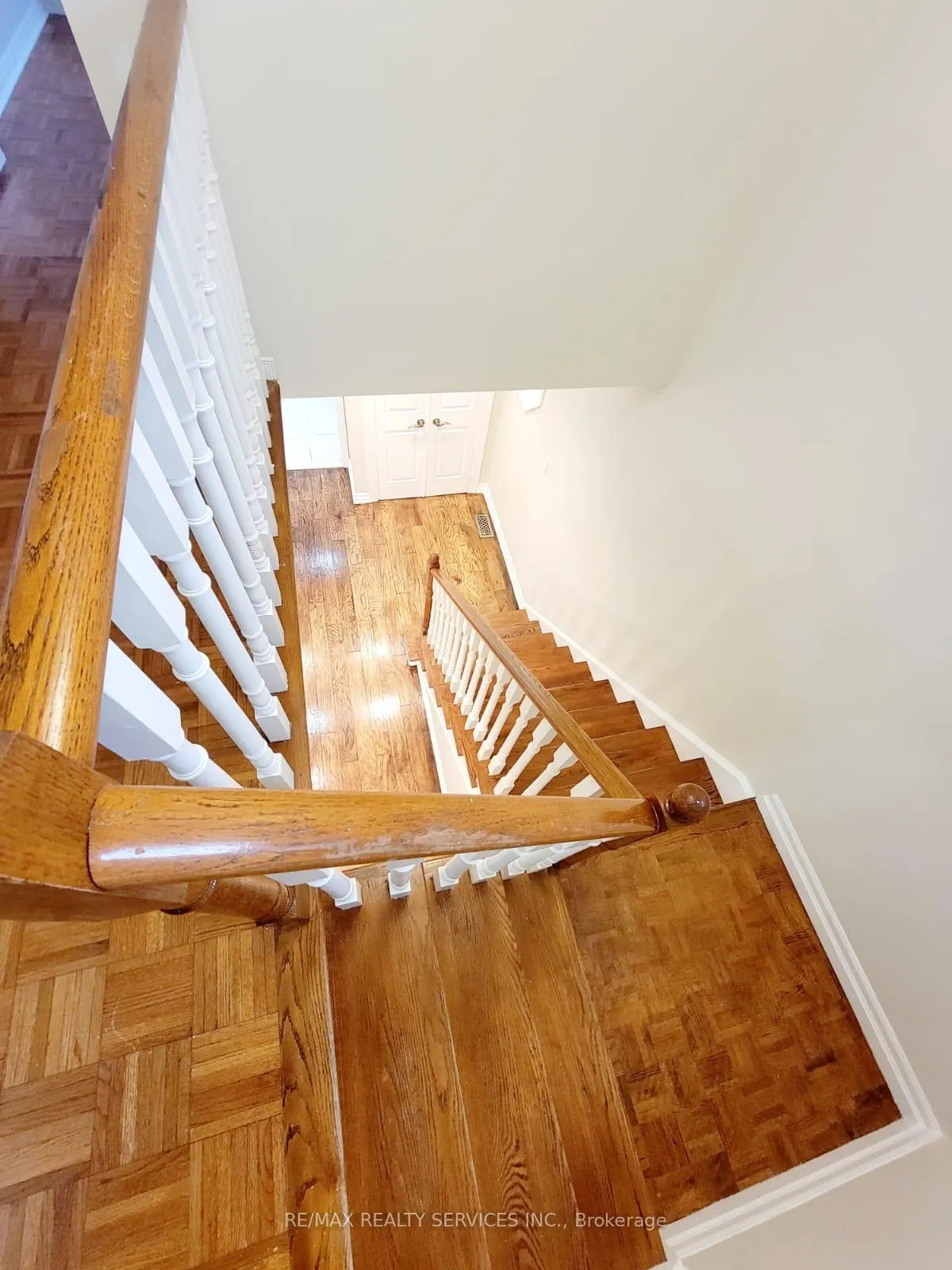 Photo 11 of Unit Upper Portion, 15 Chipmunk Crescent, Brampton, Sandringham-Wellington — HOMEH