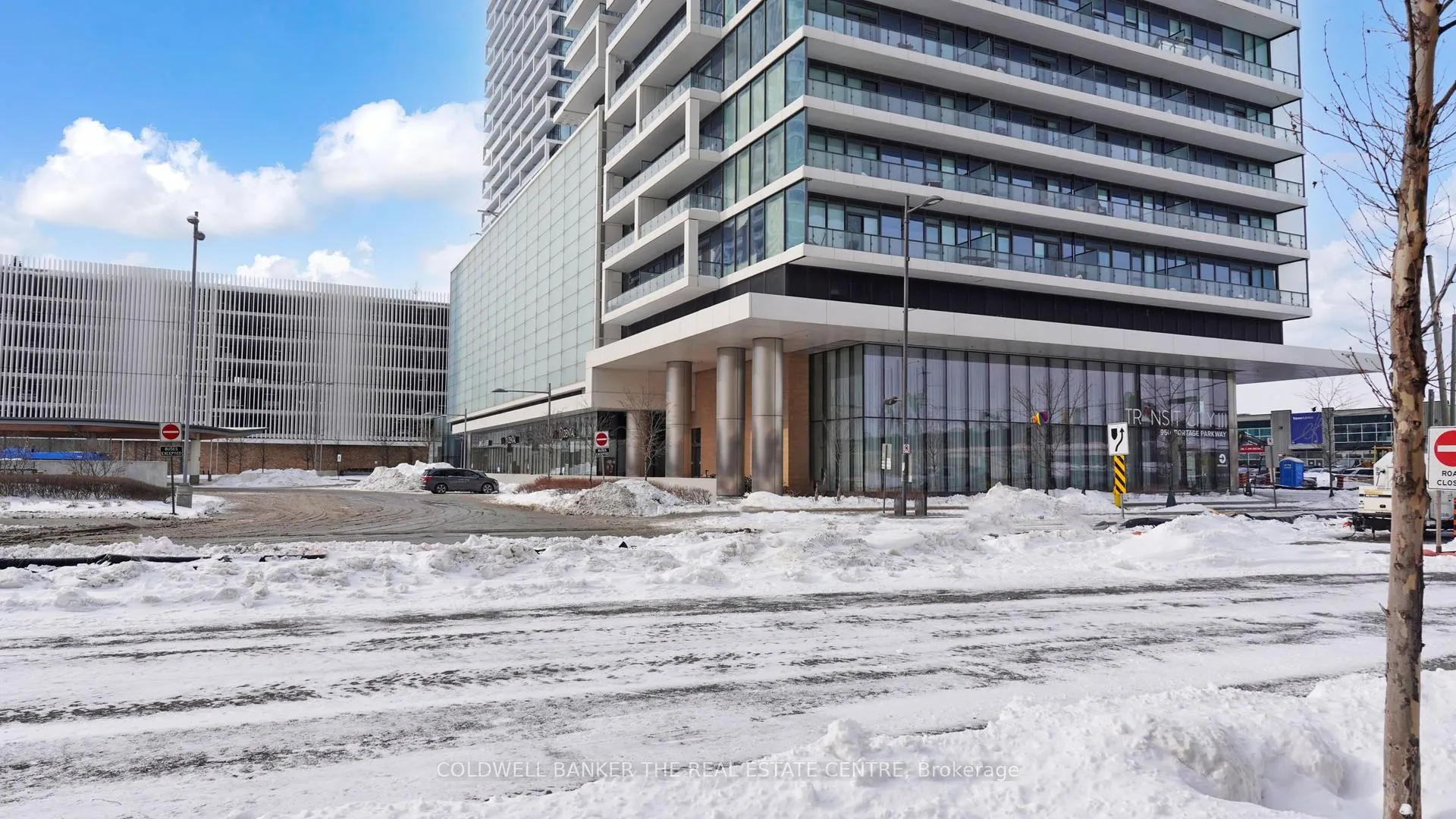 Photo 4 of Unit 3609, 950 Portage Parkway SW, Vaughan, Vaughan Corporate Centre — HOMEH