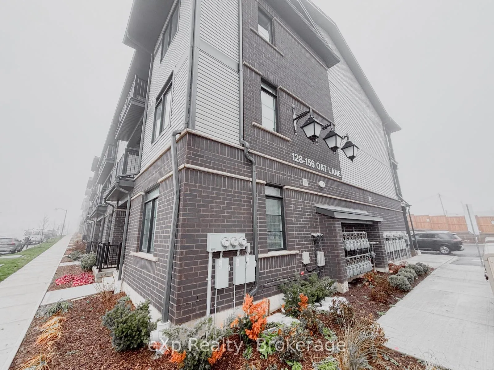 Photo 4 of 156 Oat Lane, Kitchener — HOMEH