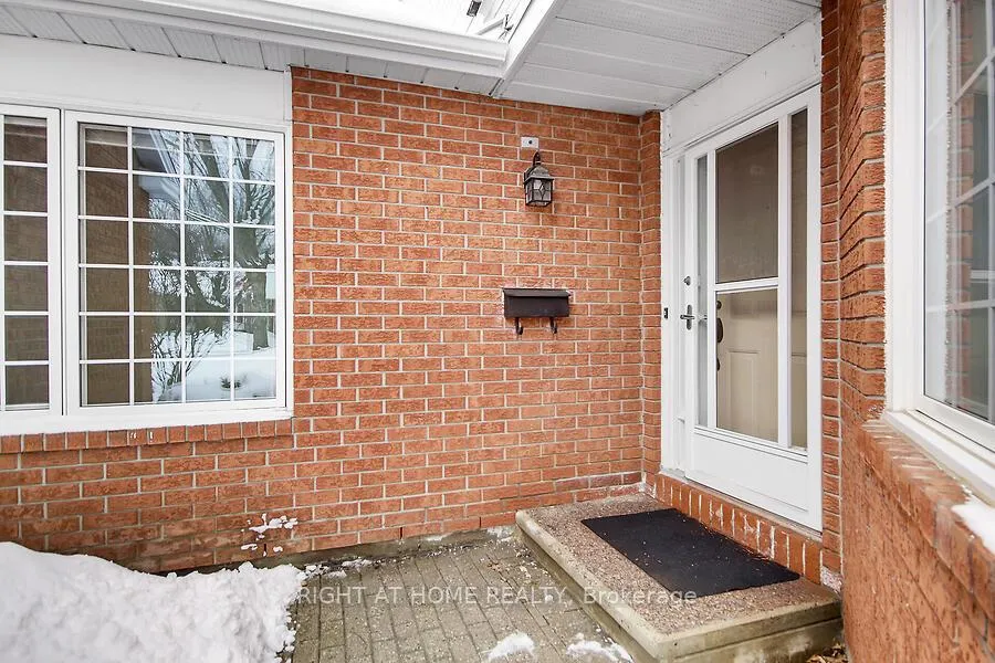 Photo 3 of Unit 17, 38 Kettering, Ottawa, Hunt Club/Western Community — HOMEH