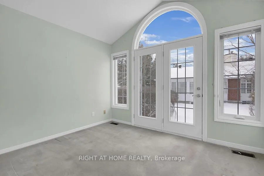 Photo 12 of Unit 17, 38 Kettering, Ottawa, Hunt Club/Western Community — HOMEH