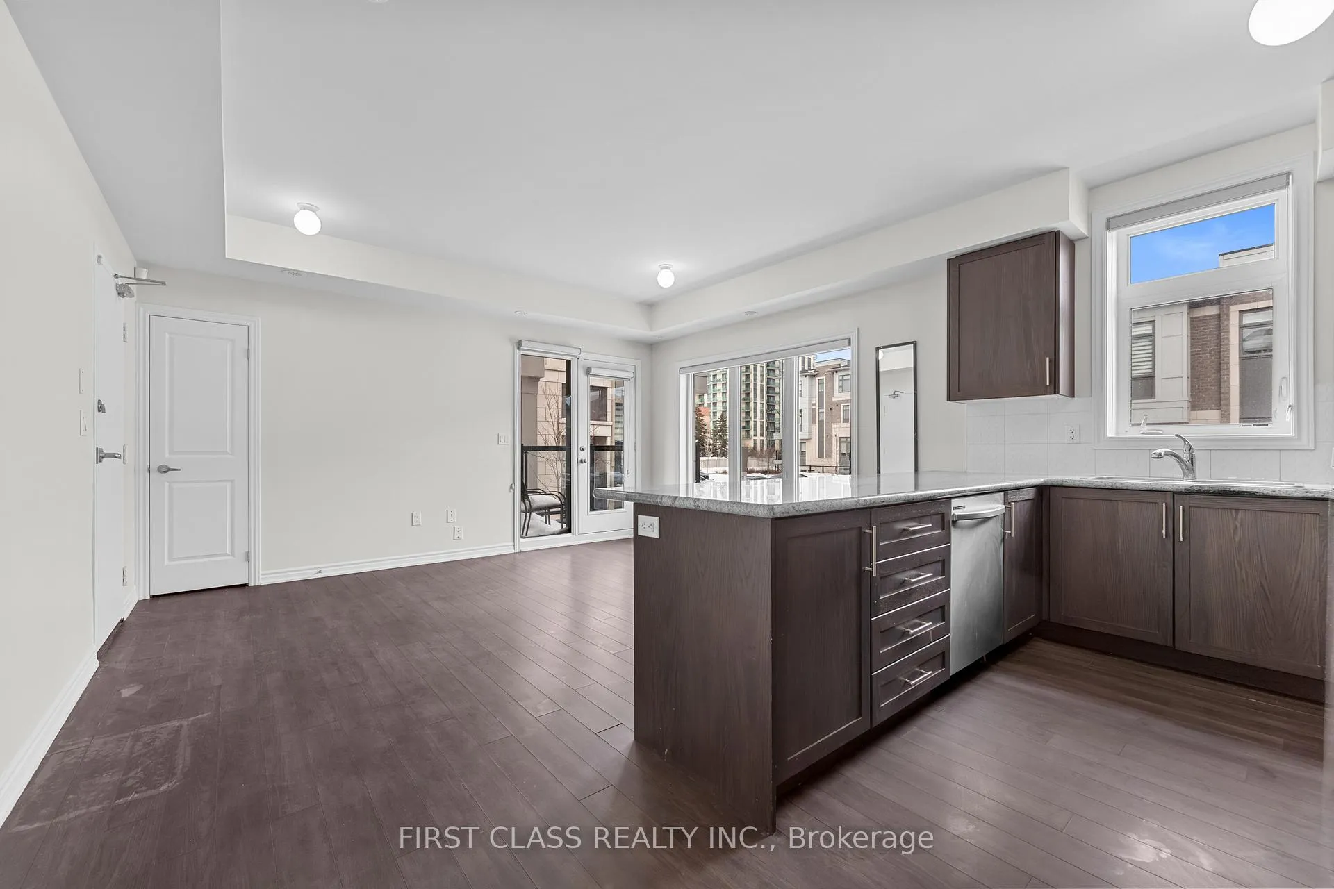 Photo 10 of Unit 508, 40 Halliford Place, Brampton, Goreway Drive Corridor — HOMEH