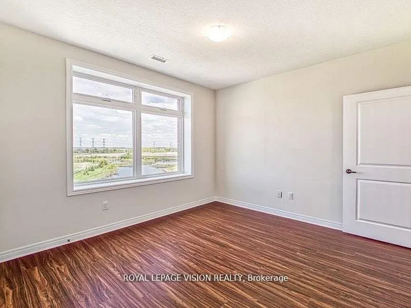 Photo 5 of Unit 605, 39 New Delhi Drive, Markham, Cedarwood — HOMEH