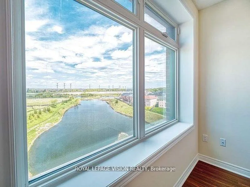 Photo 6 of Unit 605, 39 New Delhi Drive, Markham, Cedarwood — HOMEH