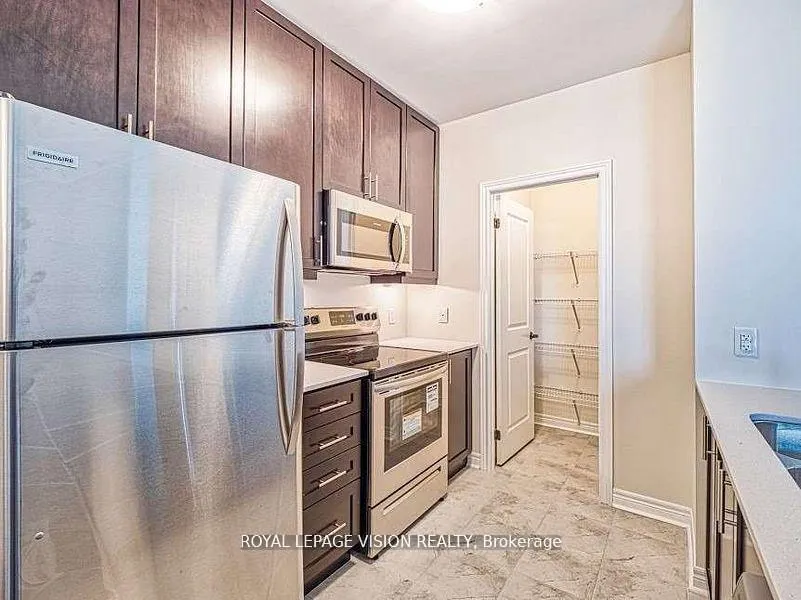 Photo 12 of Unit 605, 39 New Delhi Drive, Markham, Cedarwood — HOMEH