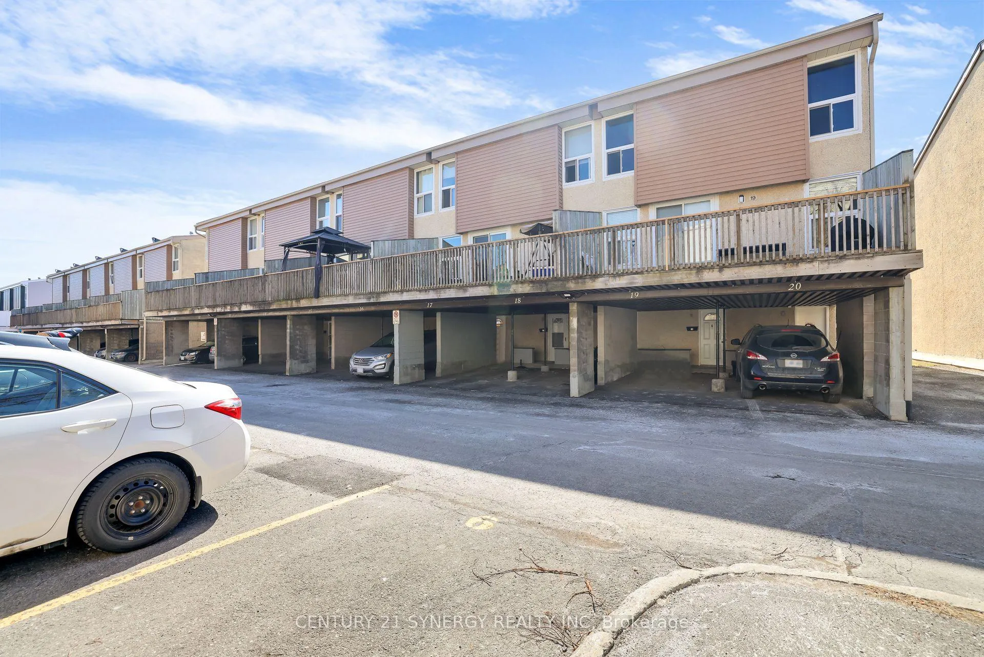 Photo 1 of Unit 17, 3415 Uplands Drive, Ottawa, Hunt Club — HOMEH