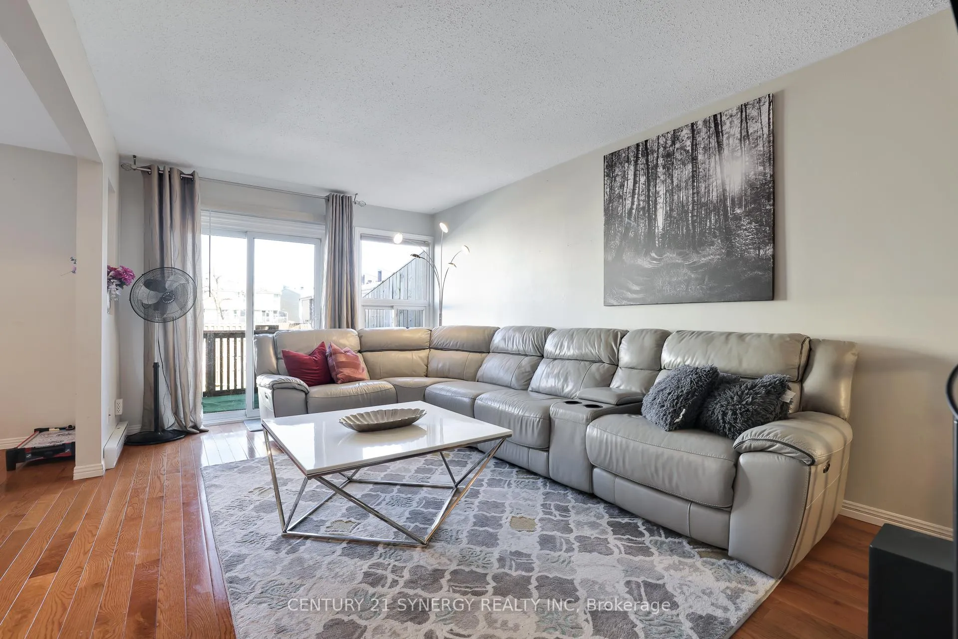 Photo 6 of Unit 17, 3415 Uplands Drive, Ottawa, Hunt Club — HOMEH