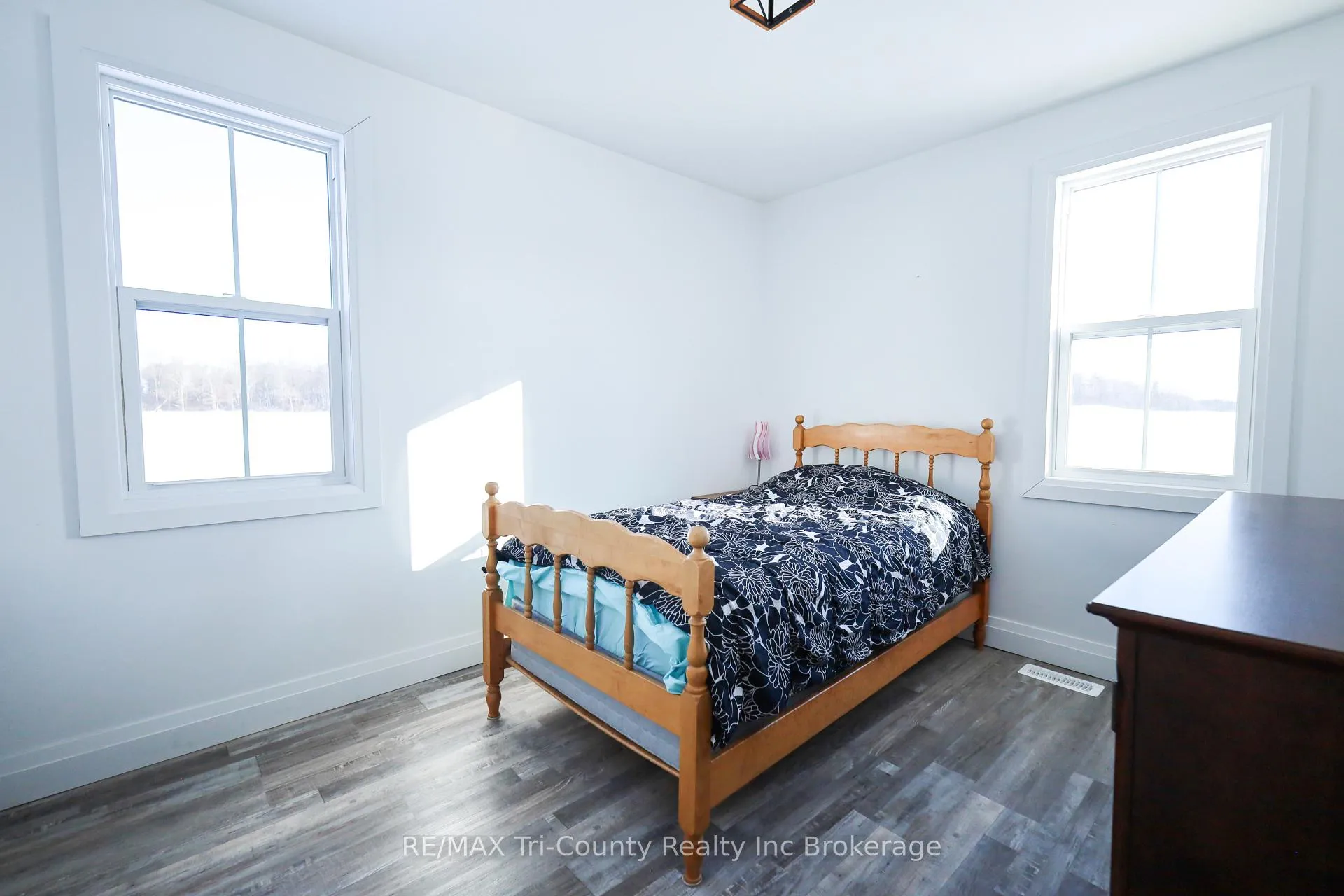 Photo 14 of 564 5th Concession ENR Road, Norfolk, Rural Houghton — HOMEH