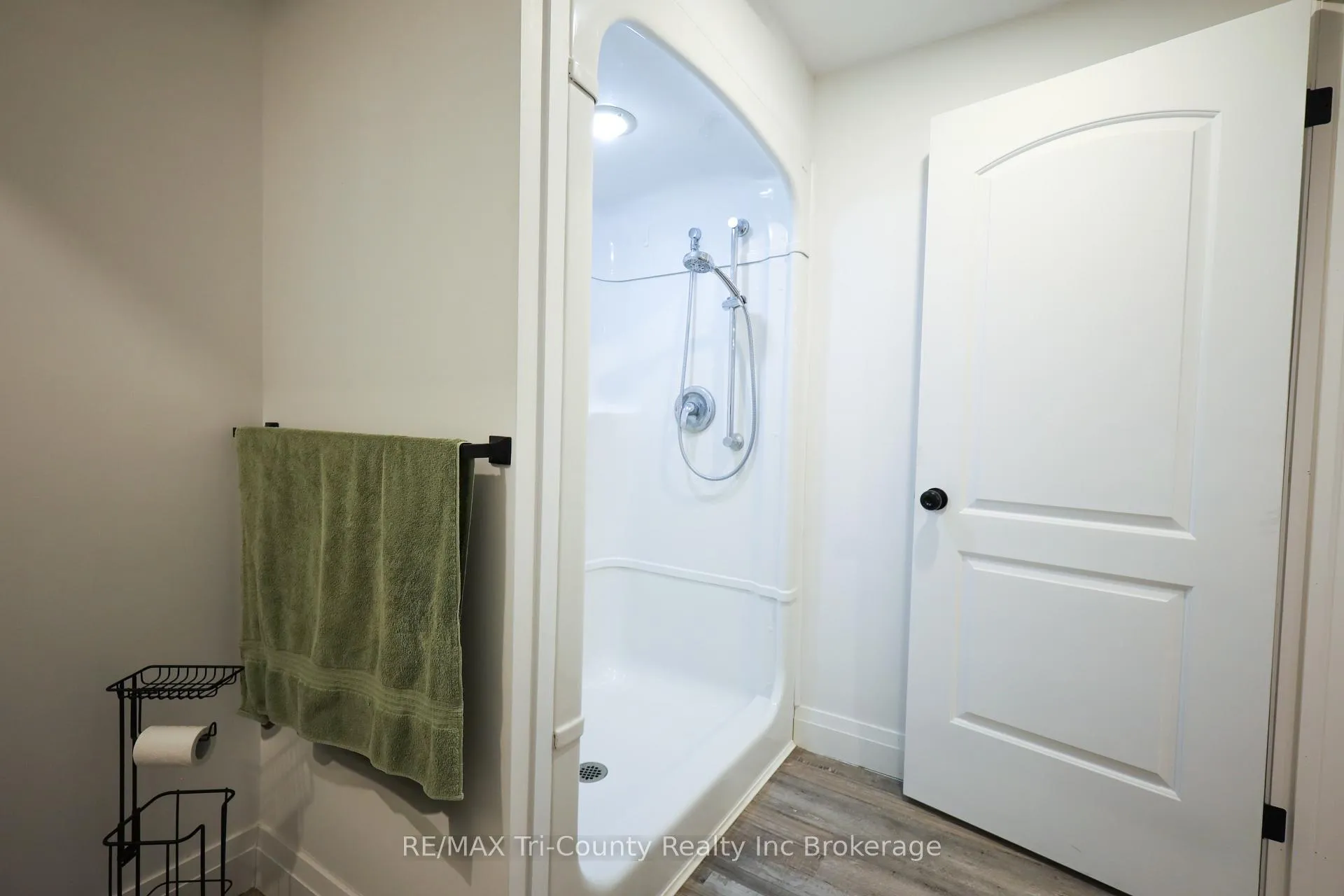 Photo 25 of 564 5th Concession ENR Road, Norfolk, Rural Houghton — HOMEH