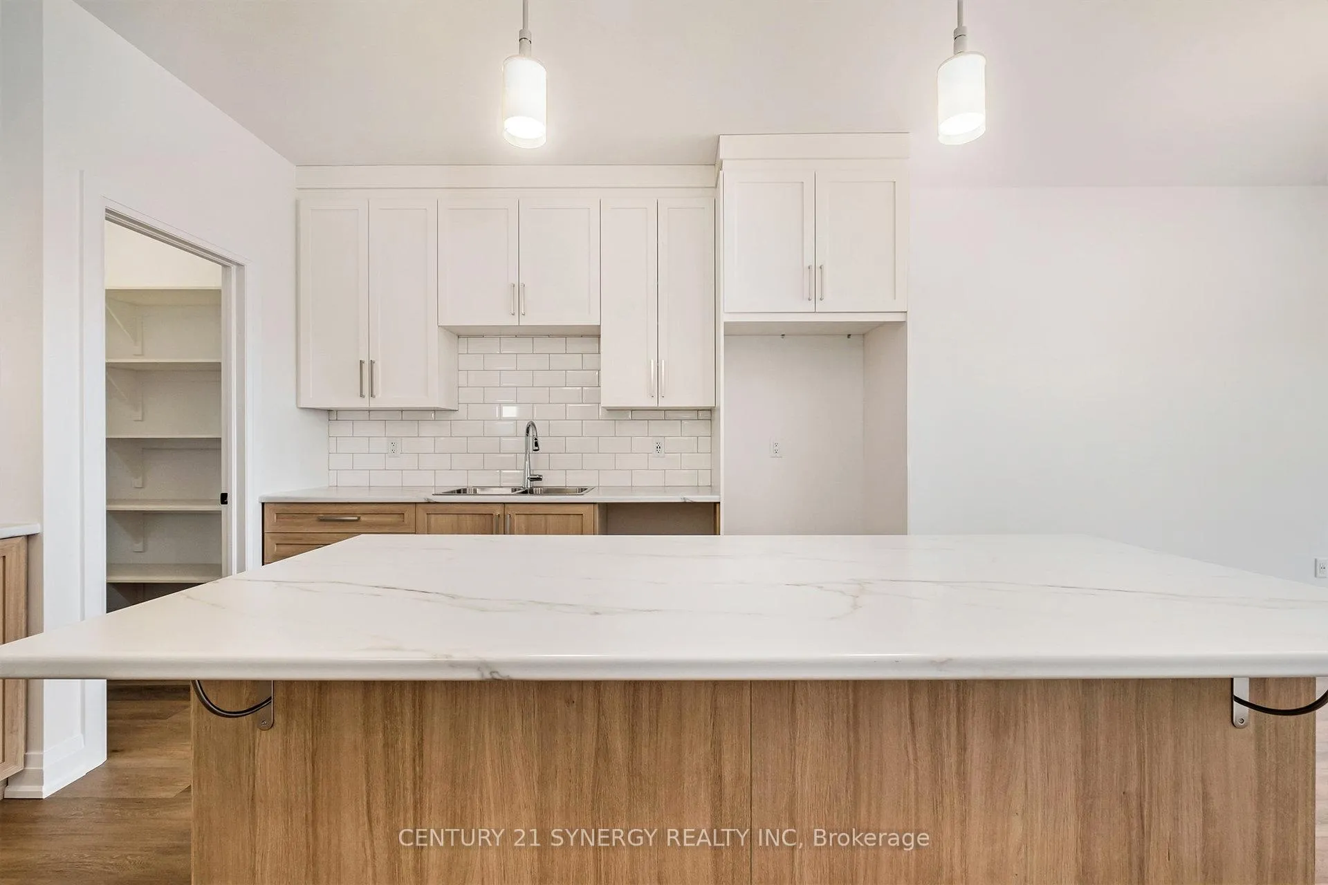 Photo 13 of Unit B, 257 Argile Street, Casselman — HOMEH