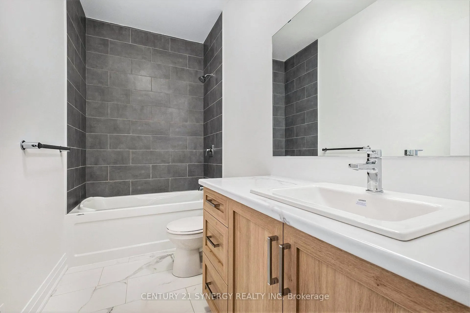 Photo 22 of Unit B, 257 Argile Street, Casselman — HOMEH