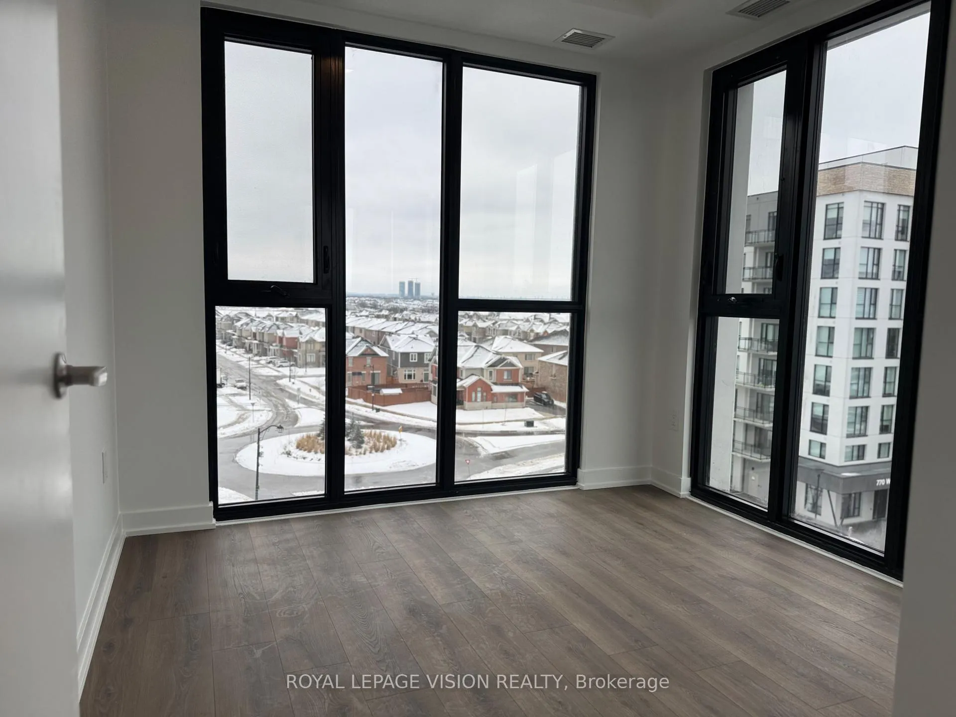 Photo 10 of Unit 608, 750 Whitlock Avenue, Milton, Cobban — HOMEH