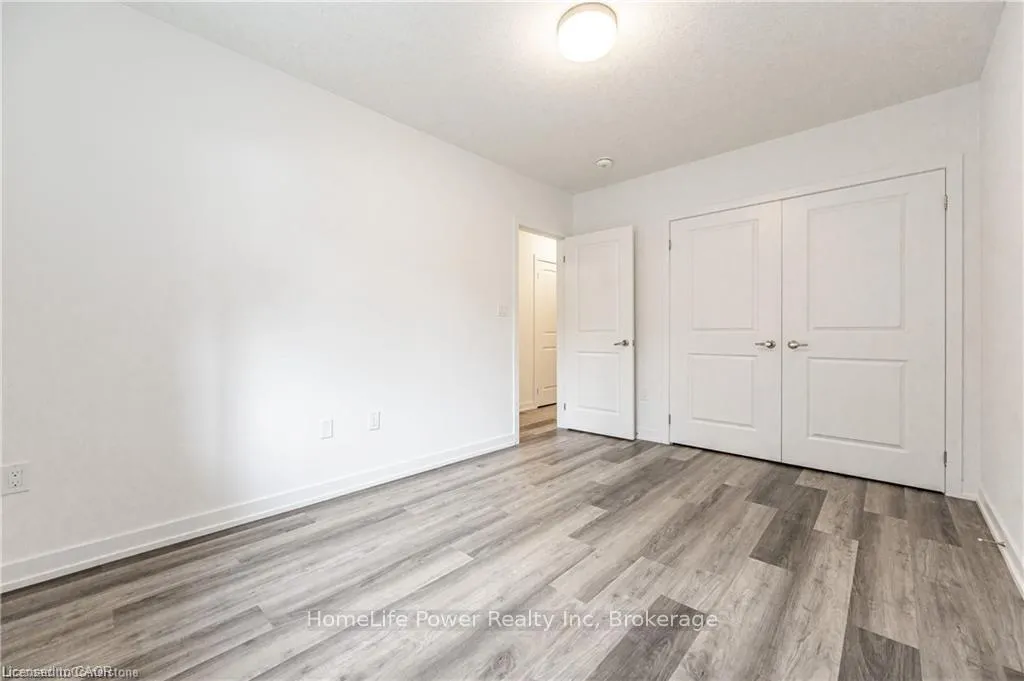 Photo 8 of Unit 49, 205 West Oak Trail, Kitchener — HOMEH
