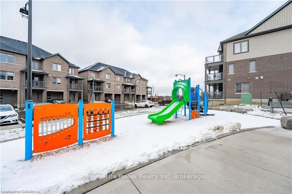 Photo 13 of Unit 49, 205 West Oak Trail, Kitchener — HOMEH