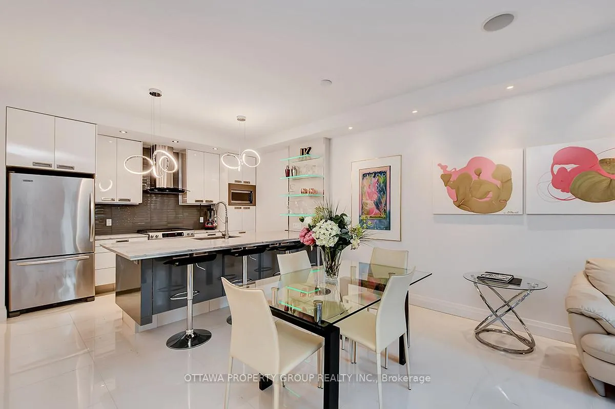 Photo 9 of Unit A, 10 Chestnut Street, Ottawa, Ottawa East — HOMEH